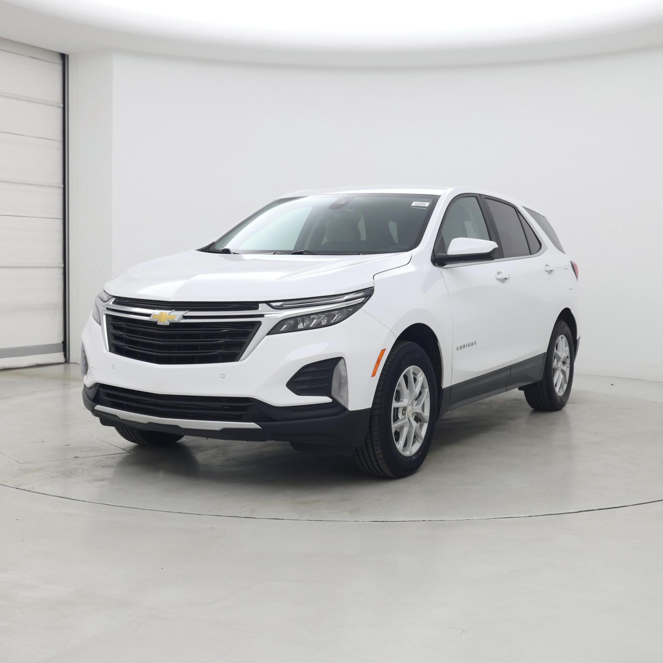 Thumbnail: 2023 Chevrolet Equinox - 4