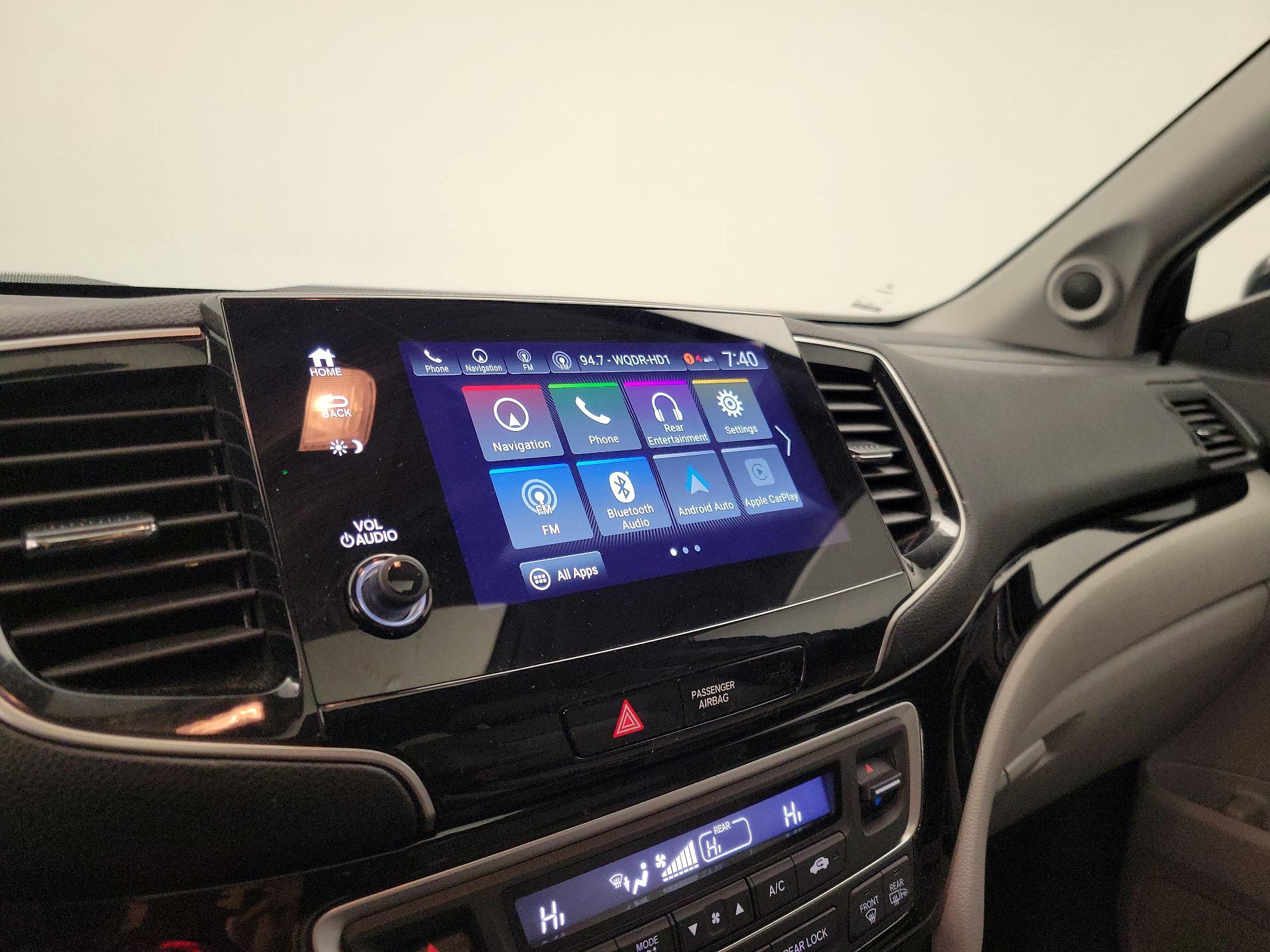 Thumbnail: 2019 Honda Pilot - 13