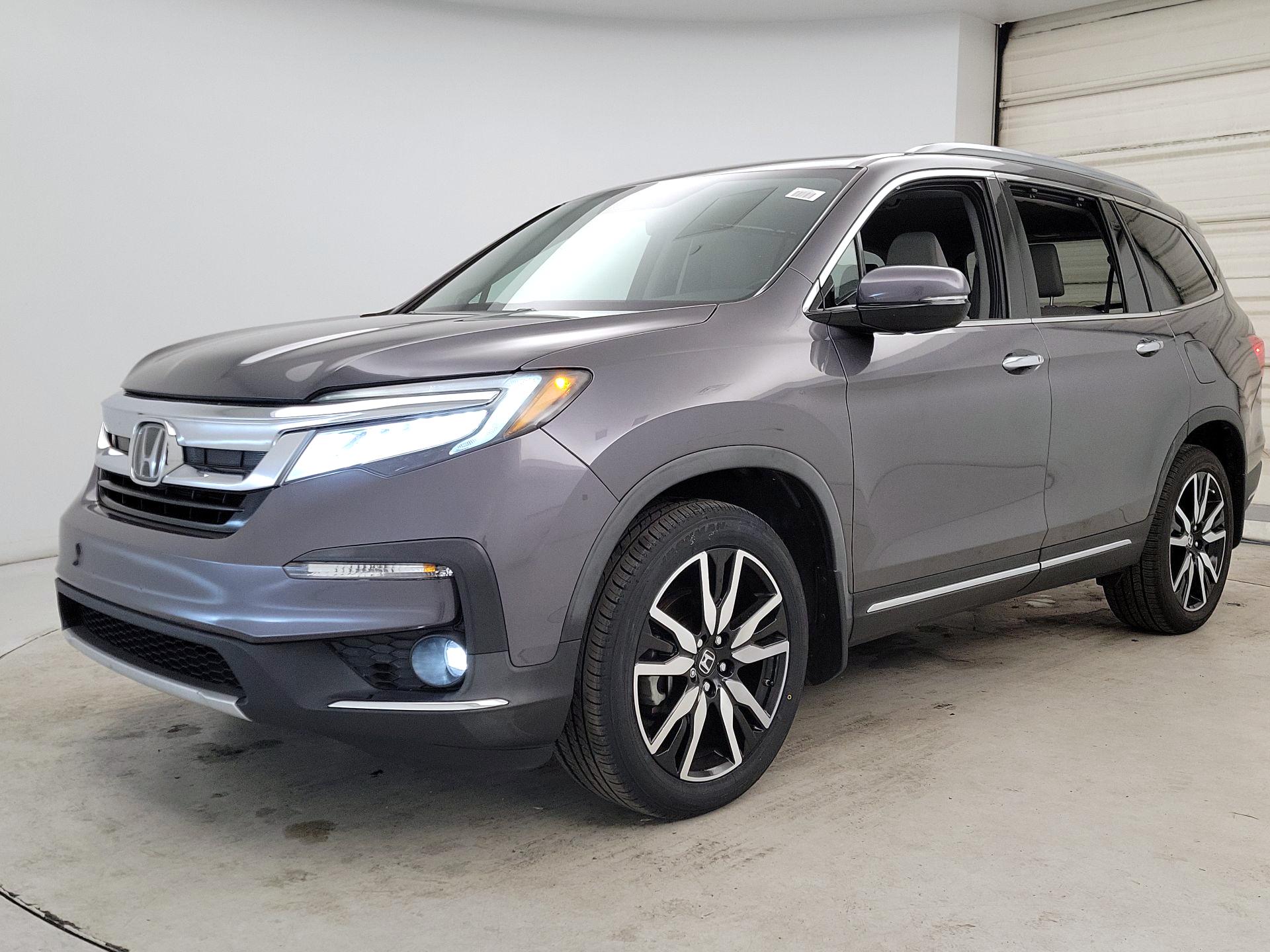 Thumbnail: 2019 Honda Pilot - 3