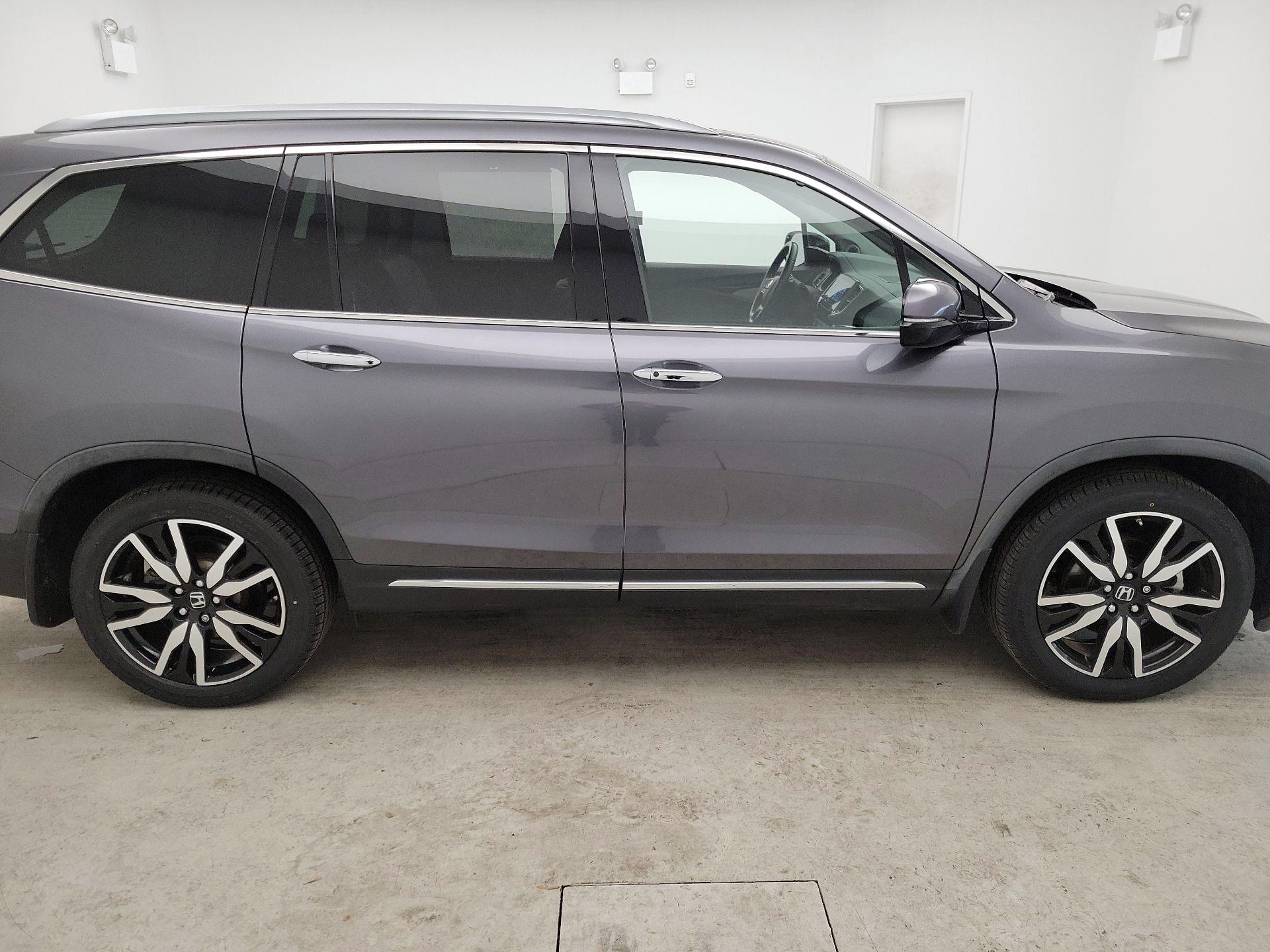 Thumbnail: 2019 Honda Pilot - 4