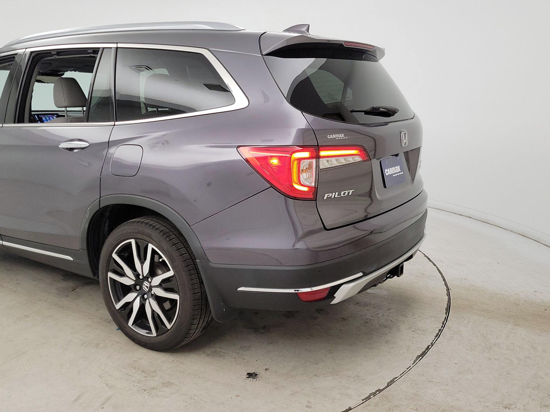Thumbnail: 2019 Honda Pilot - 7