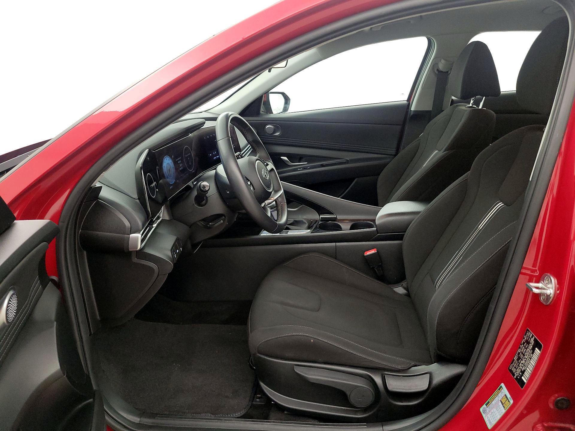 Thumbnail: 2023 Hyundai Elantra - 11