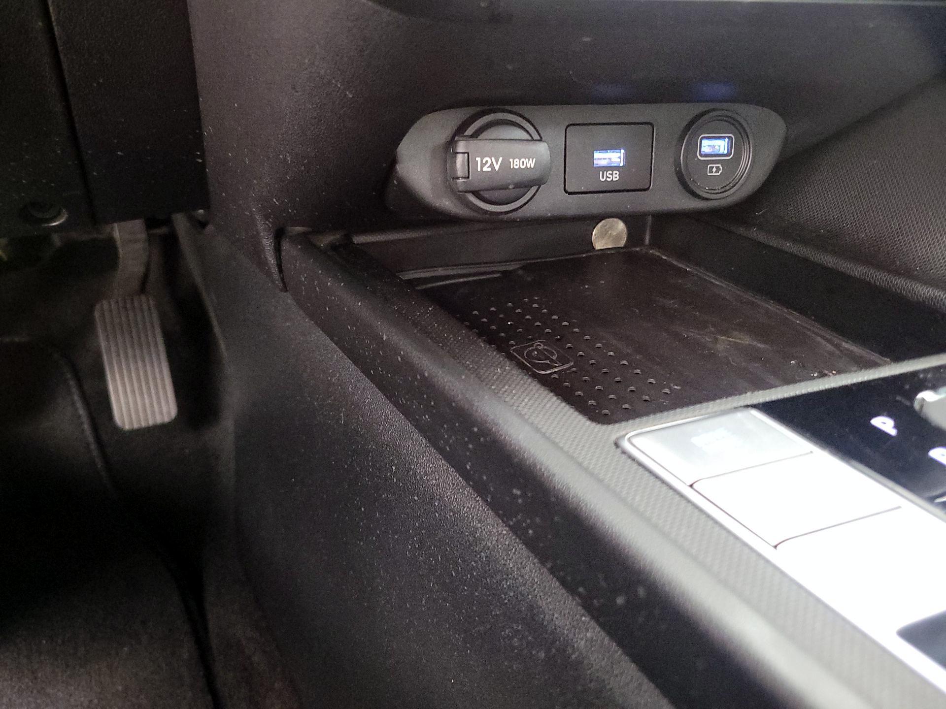 Thumbnail: 2023 Hyundai Elantra - 19