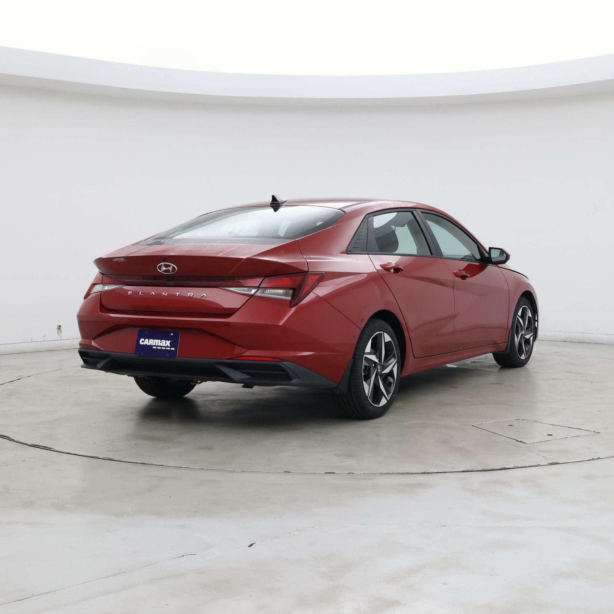 Thumbnail: 2023 Hyundai Elantra - 8