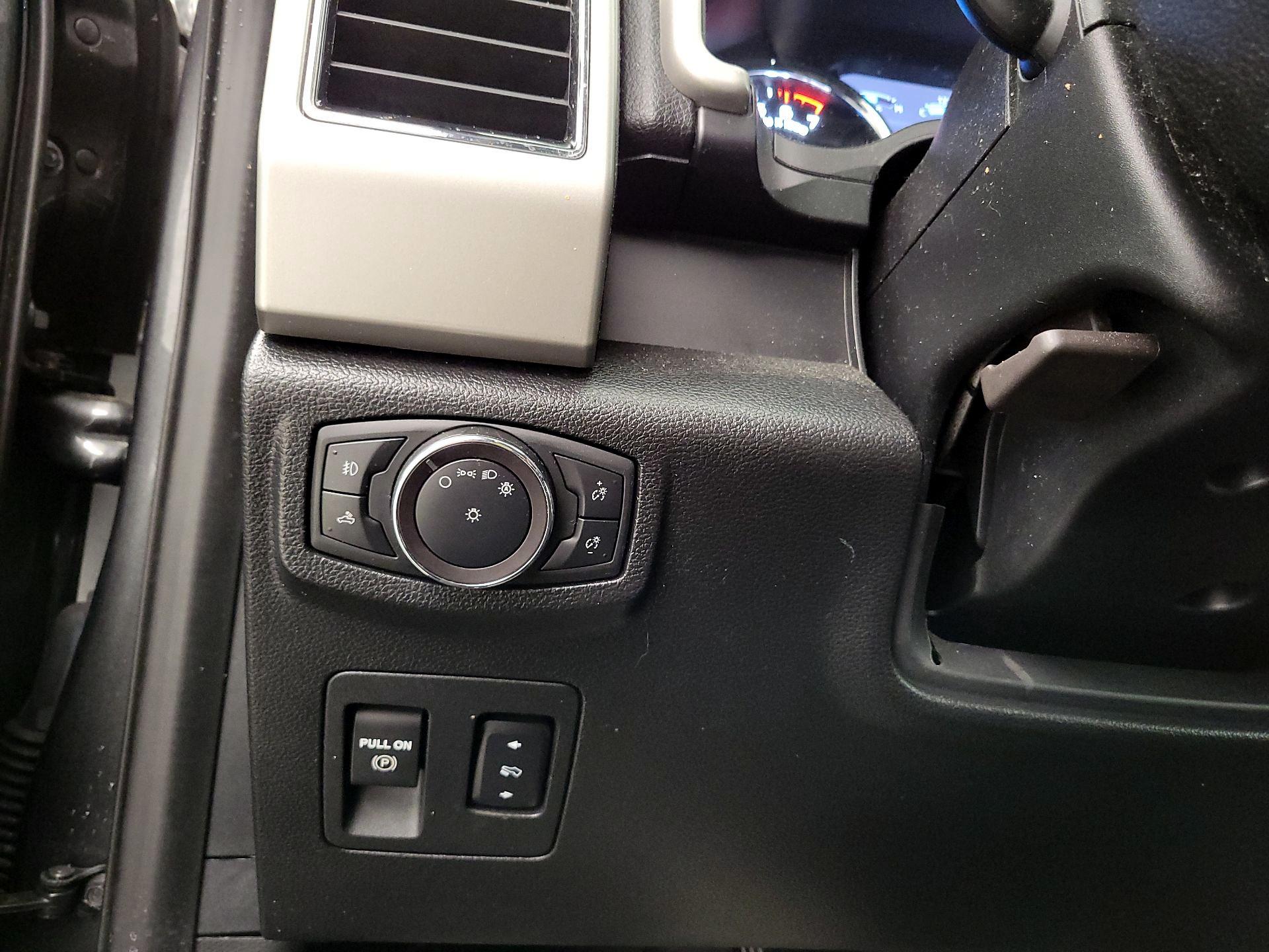 Thumbnail: 2020 Ford F-150 - 13