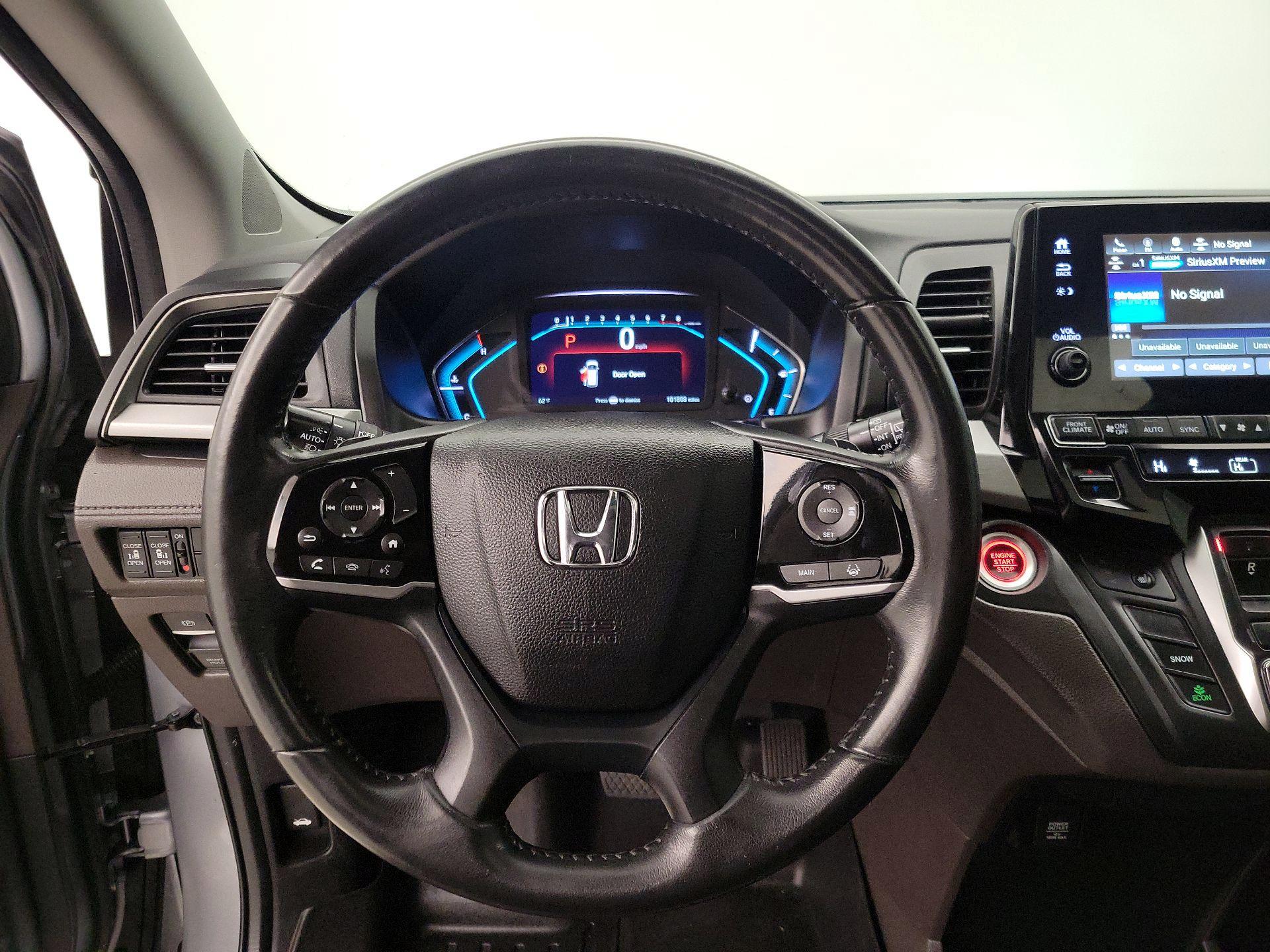 Thumbnail: 2018 Honda Odyssey - 10