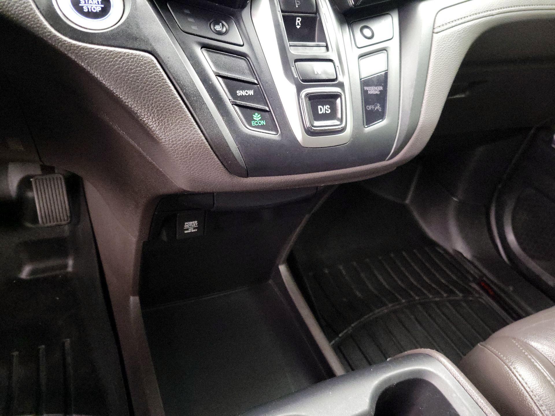 Thumbnail: 2018 Honda Odyssey - 18