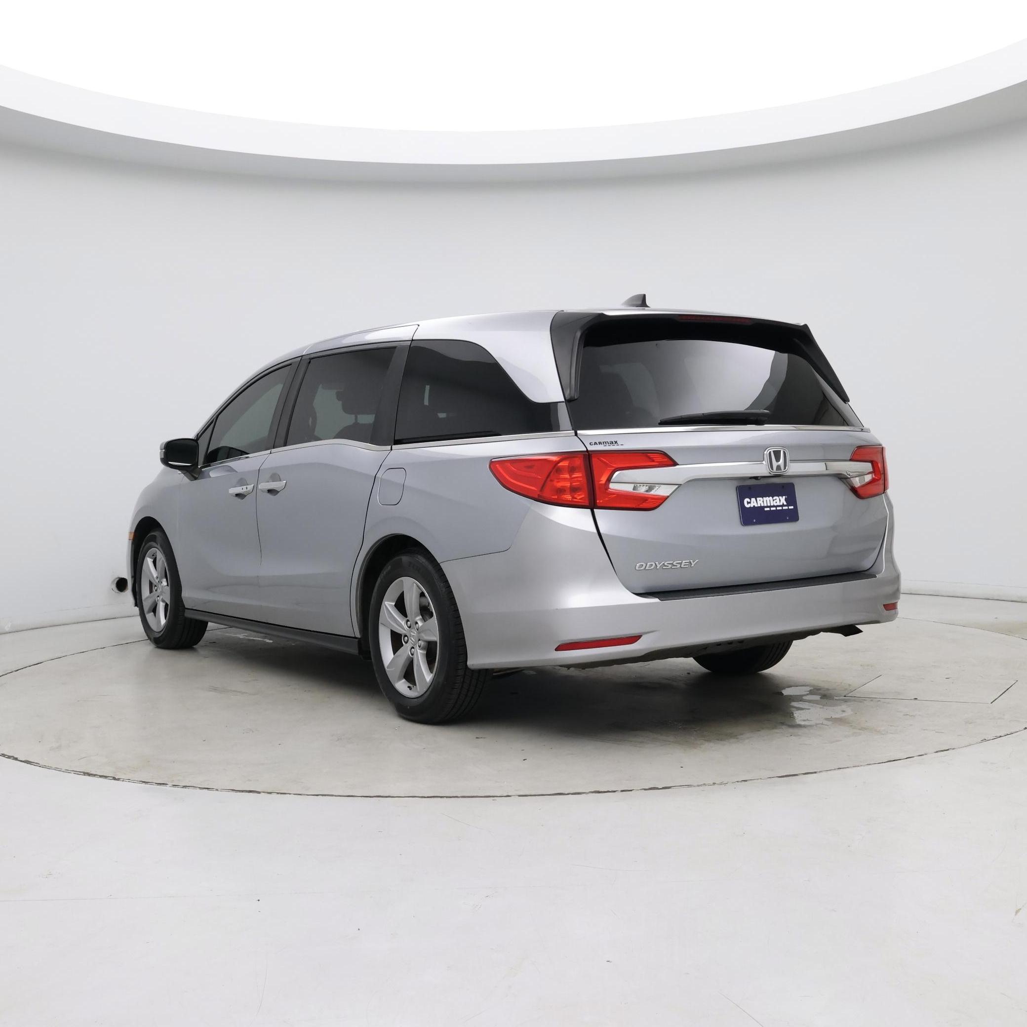 Thumbnail: 2018 Honda Odyssey - 2