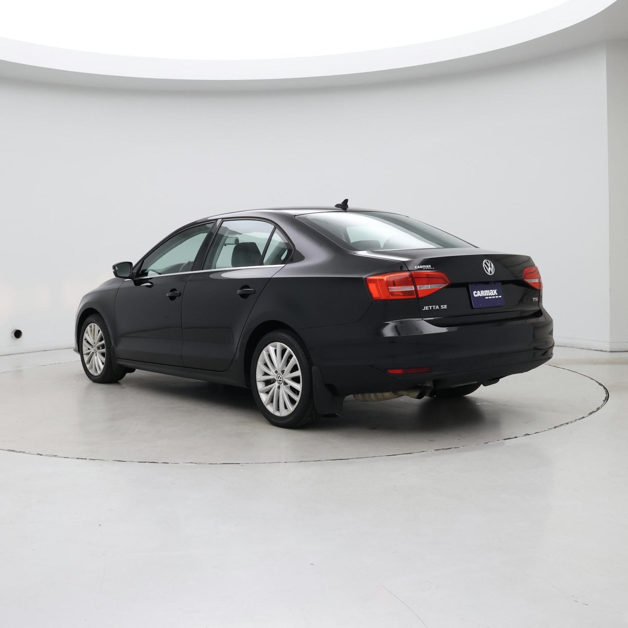 Thumbnail: 2015 Volkswagen Jetta - 2