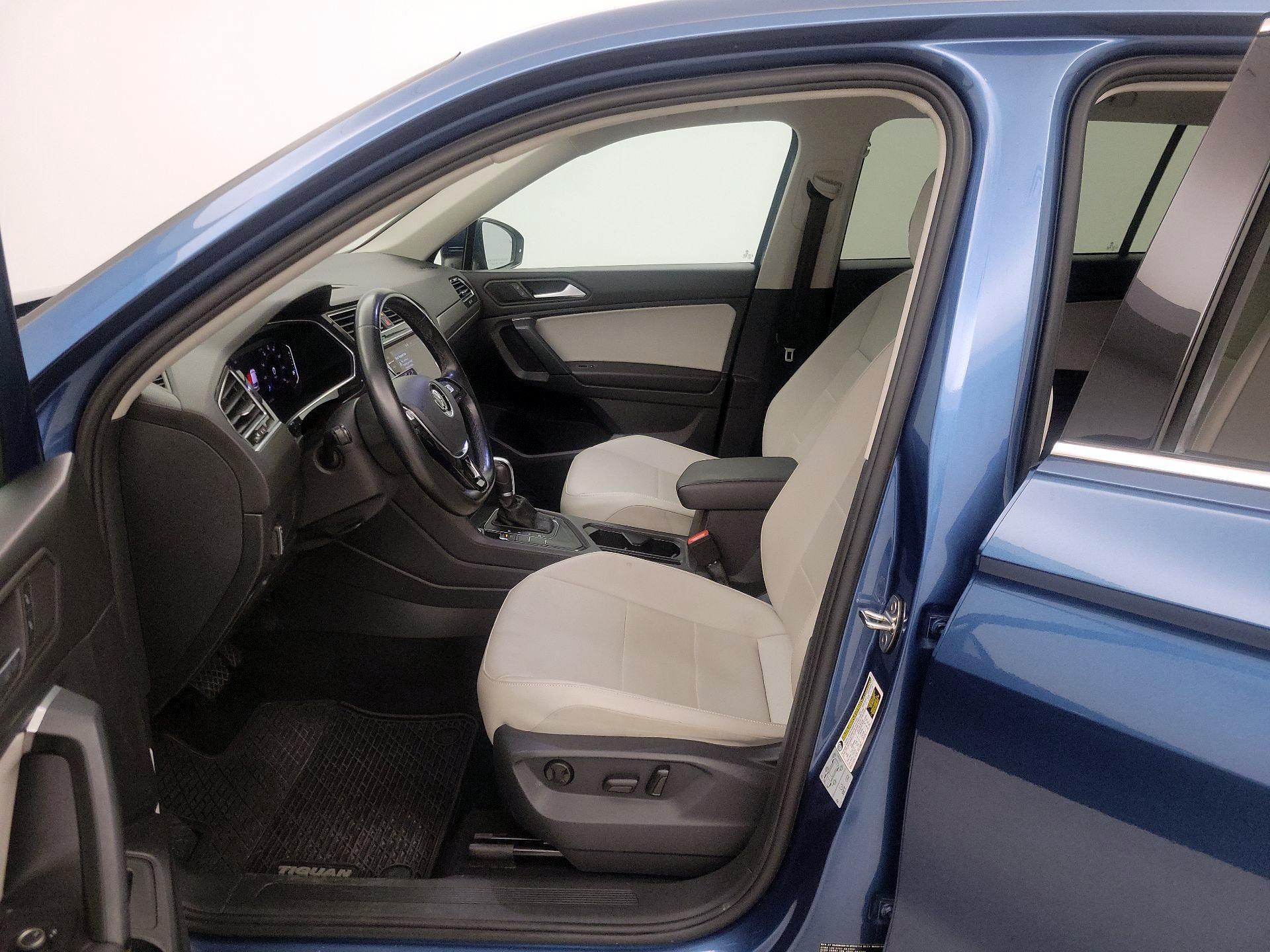 Thumbnail: 2019 Volkswagen Tiguan - 11