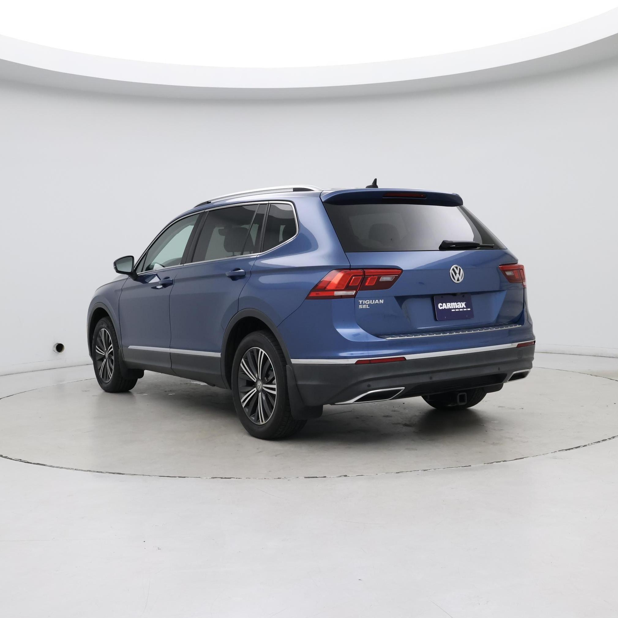 Thumbnail: 2019 Volkswagen Tiguan - 2