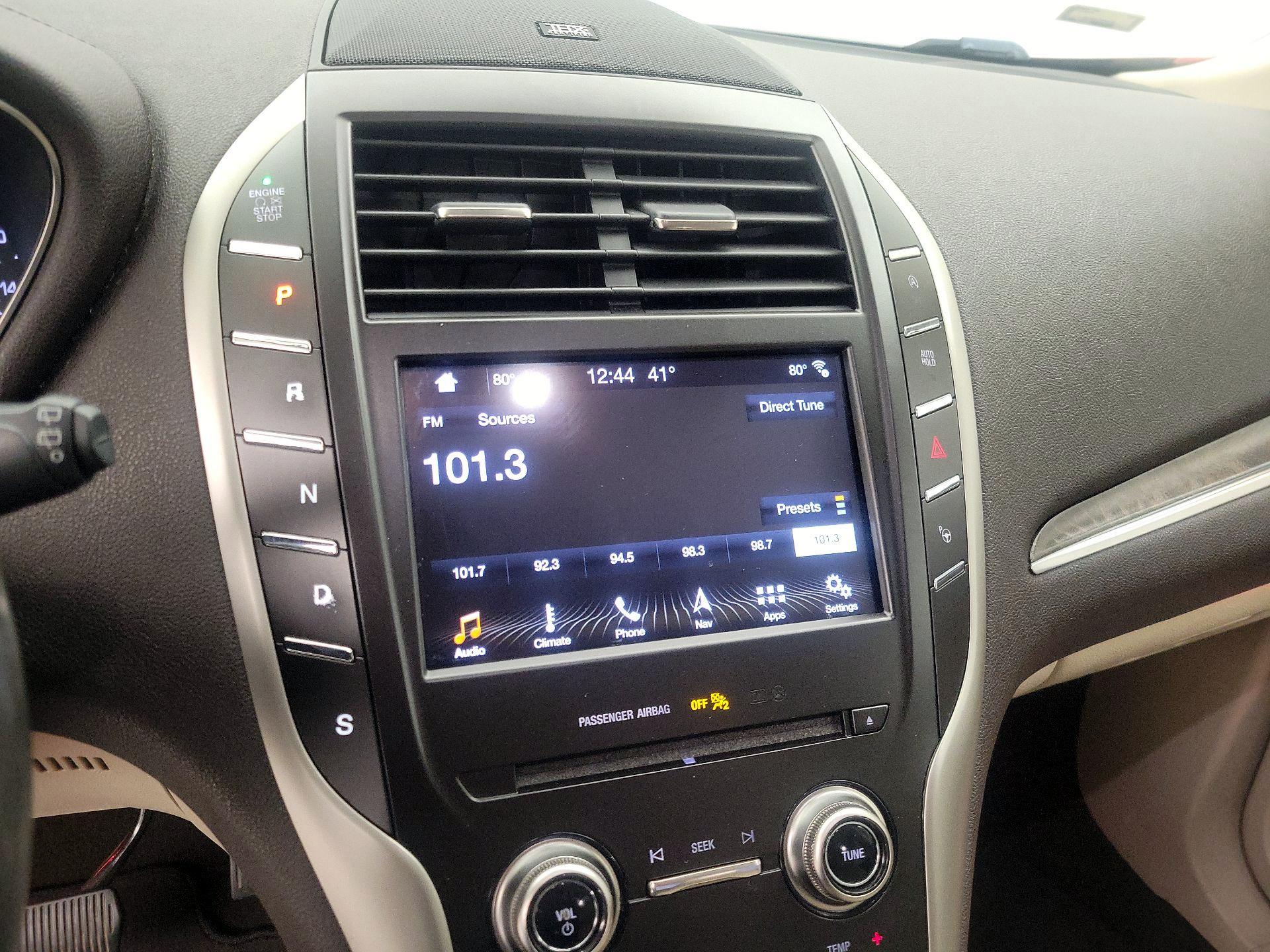 Thumbnail: 2019 Lincoln MKC - 15