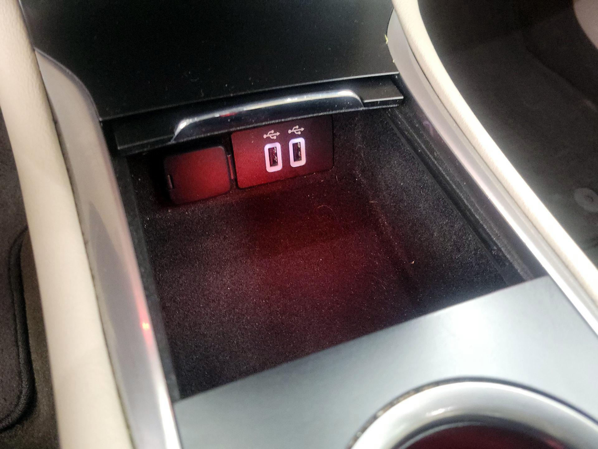 Thumbnail: 2019 Lincoln MKC - 18