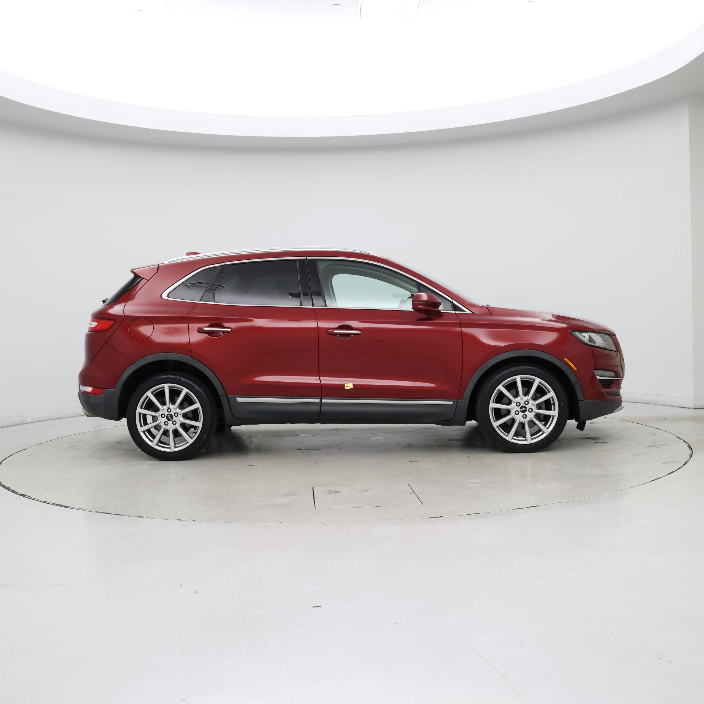 Thumbnail: 2019 Lincoln MKC - 7