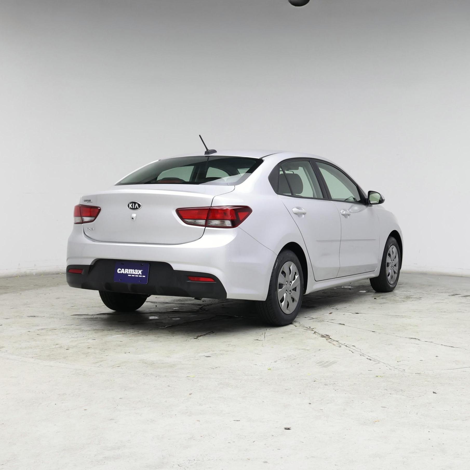 Thumbnail: 2020 Kia Rio - 8