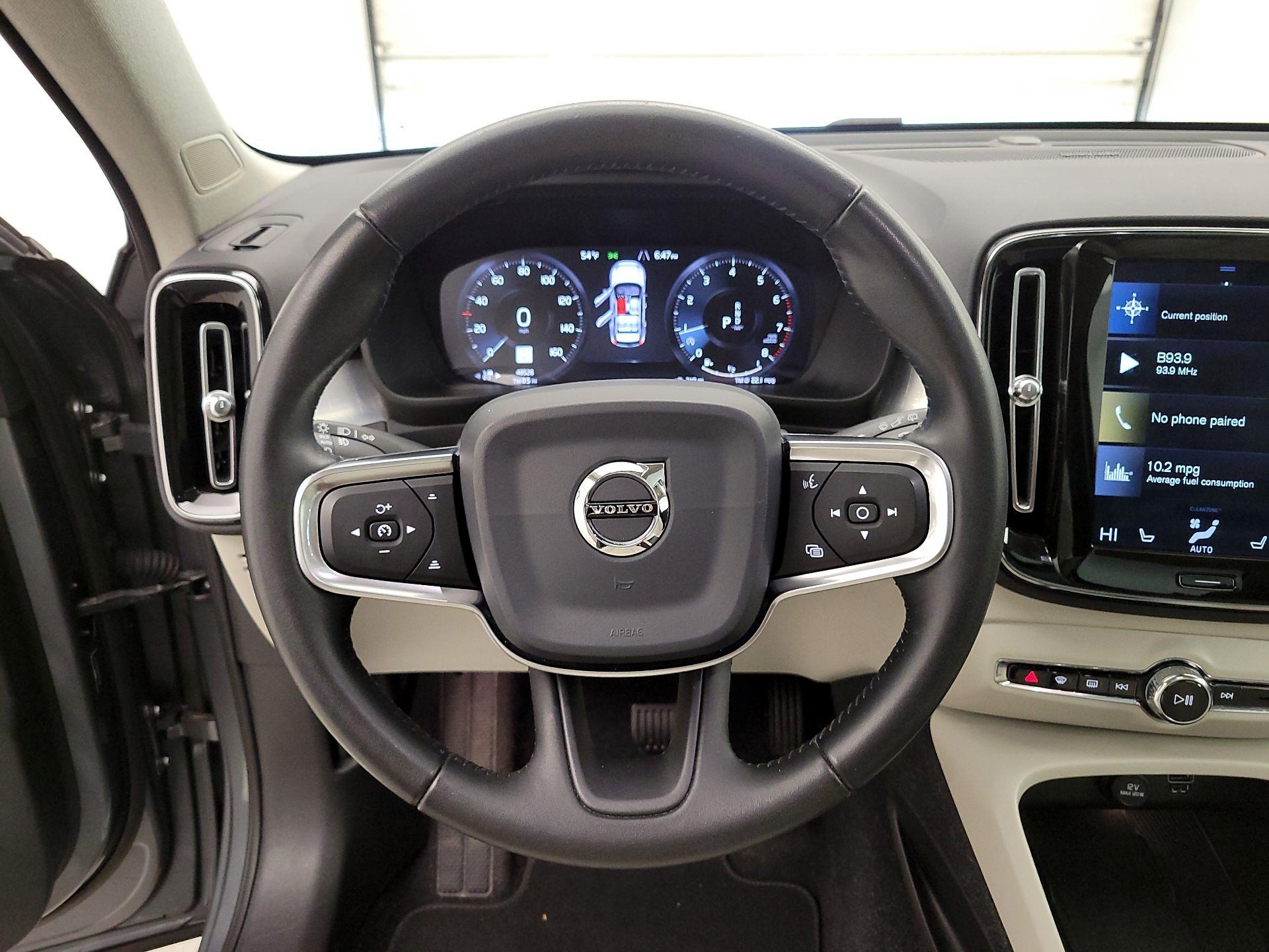 Thumbnail: 2019 Volvo XC40 - 10