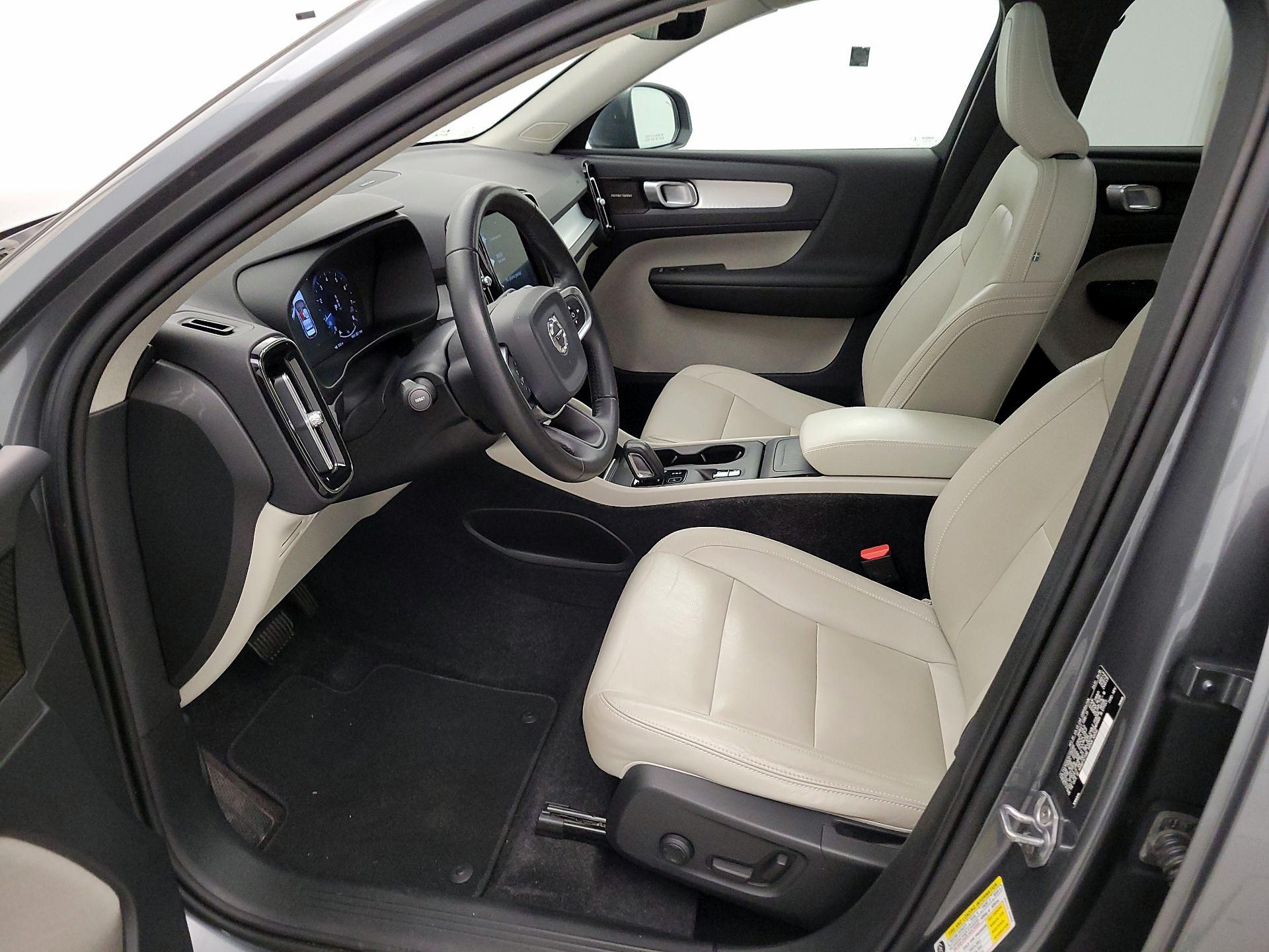 Thumbnail: 2019 Volvo XC40 - 11