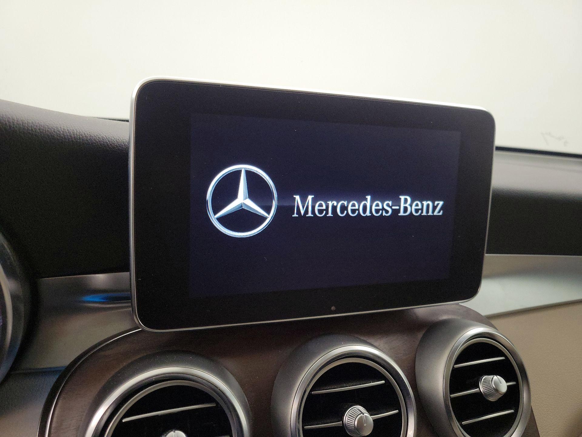 Thumbnail: 2019 Mercedes-Benz GLC - 15