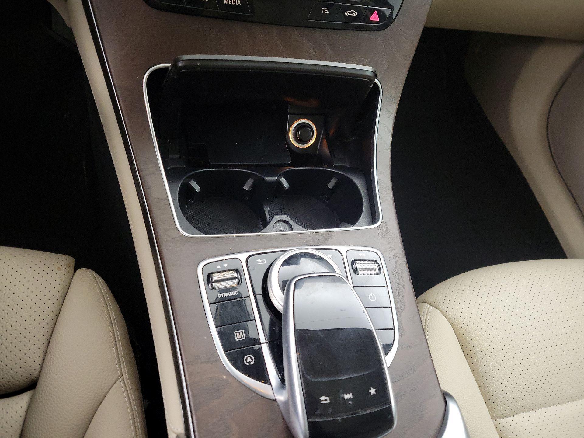 Thumbnail: 2019 Mercedes-Benz GLC - 17