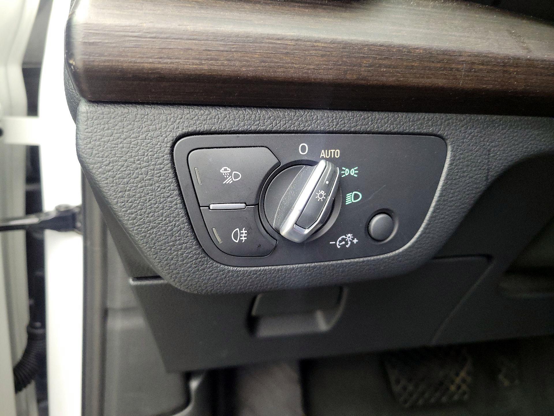 Thumbnail: 2023 Audi Q5 - 13