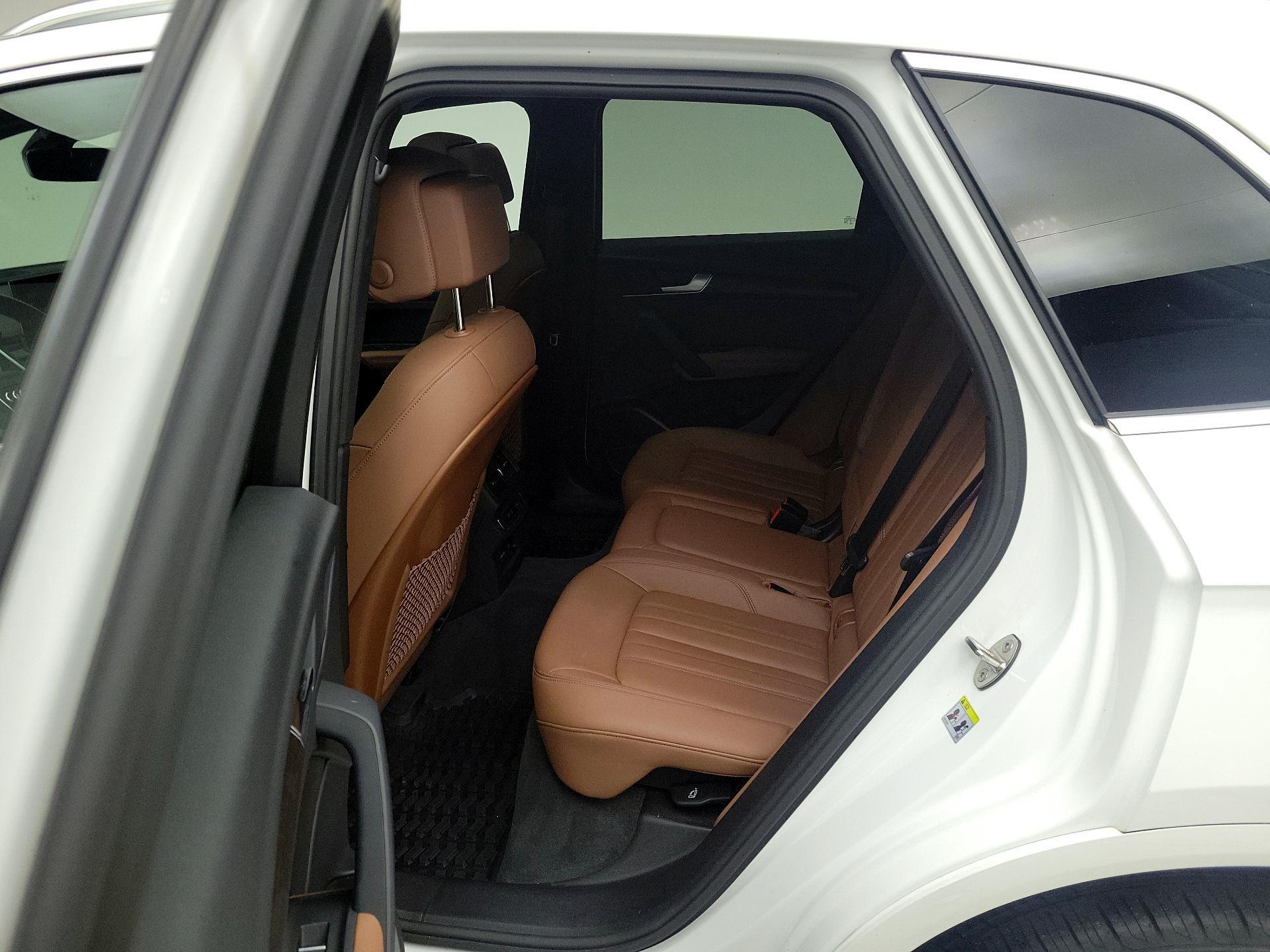 Thumbnail: 2023 Audi Q5 - 20