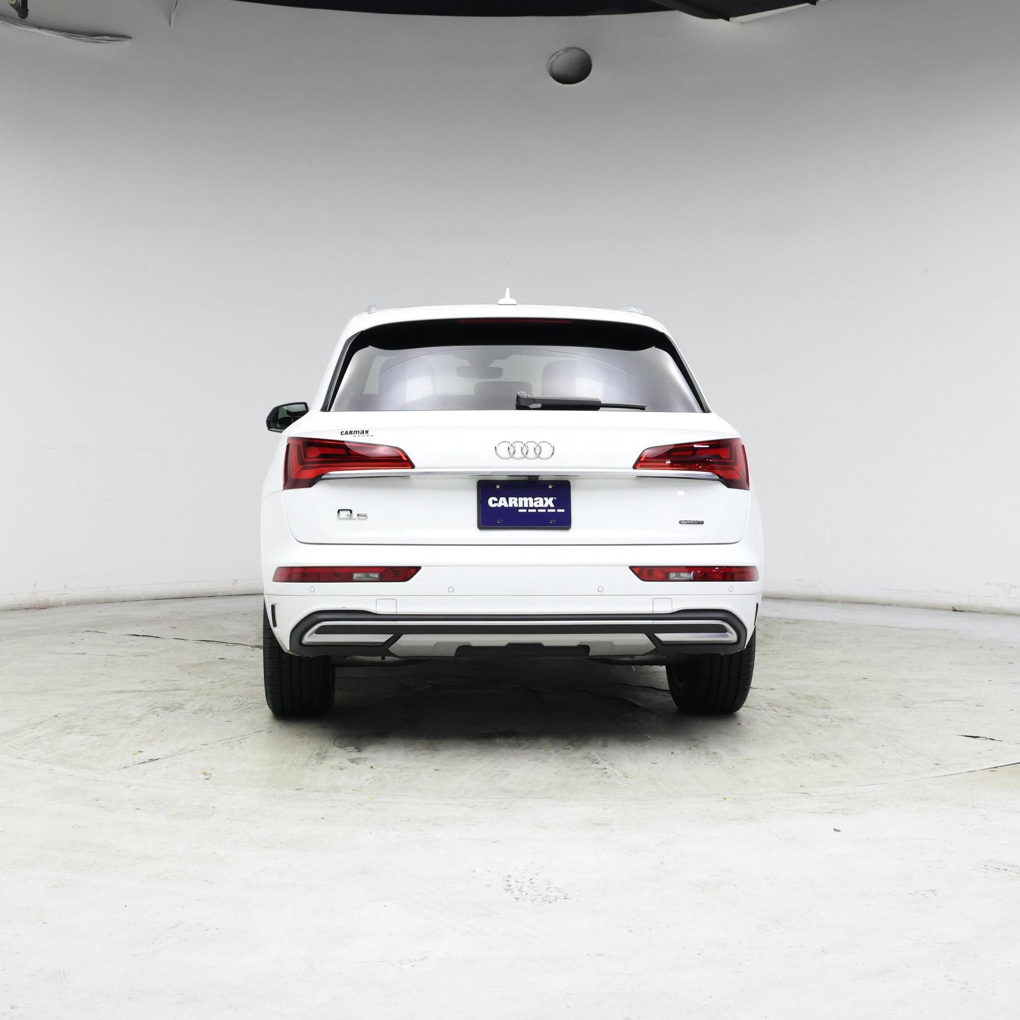 Thumbnail: 2023 Audi Q5 - 6