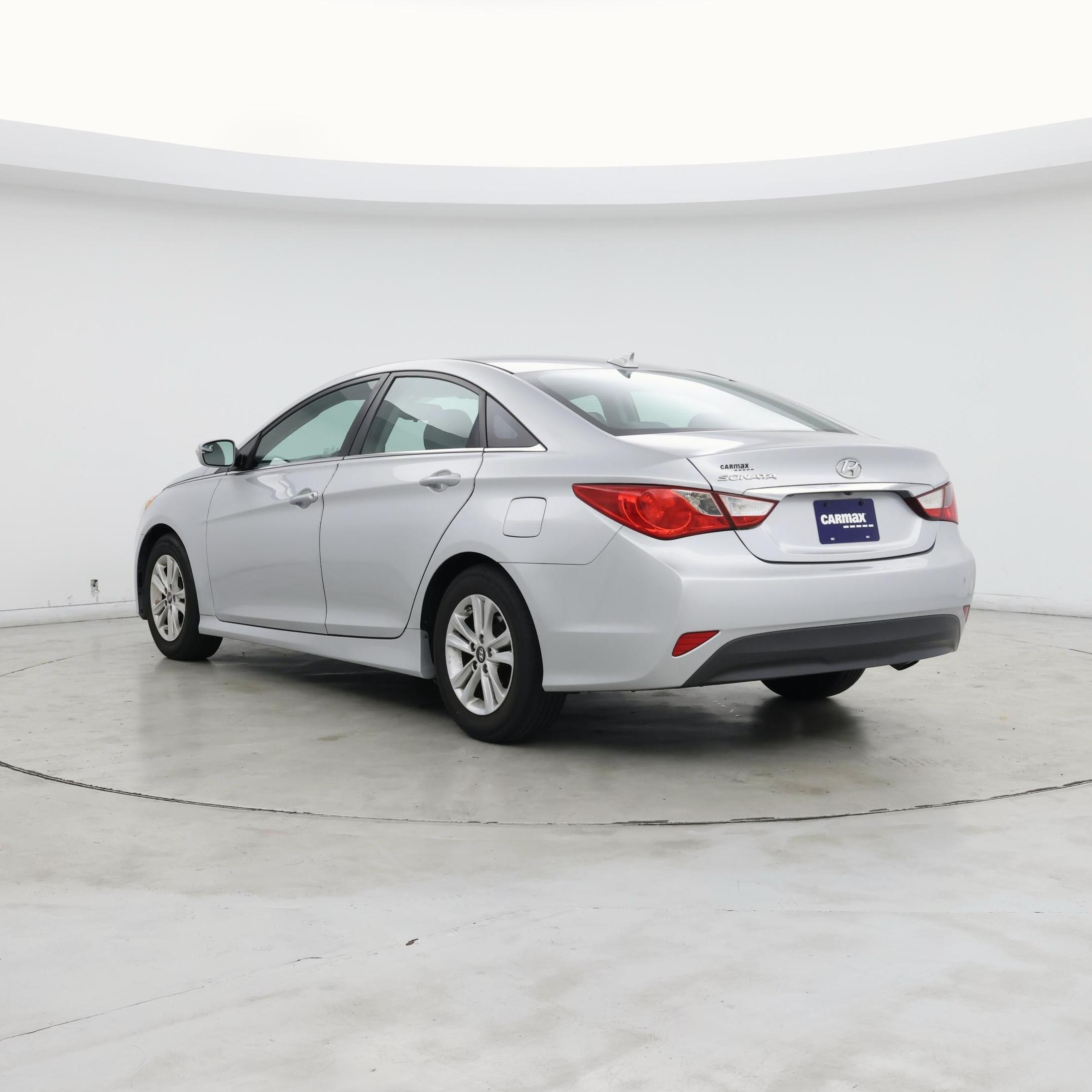 Thumbnail: 2014 Hyundai Sonata - 2