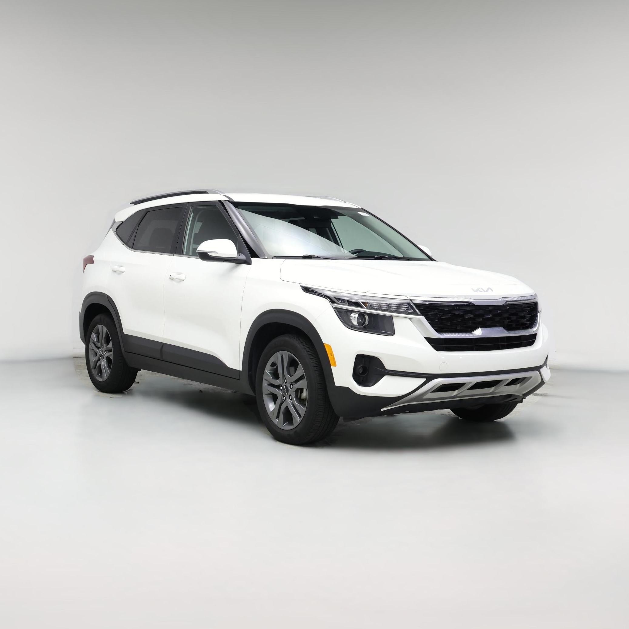 Thumbnail: 2023 Kia Seltos - 1