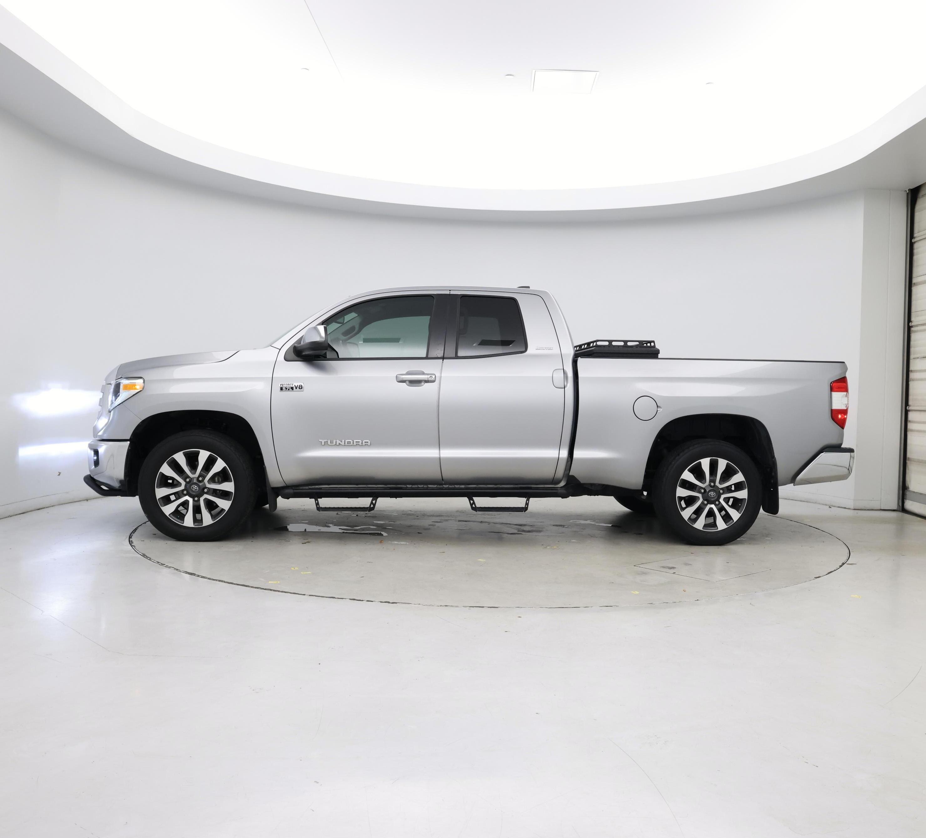 Thumbnail: 2020 Toyota Tundra - 3