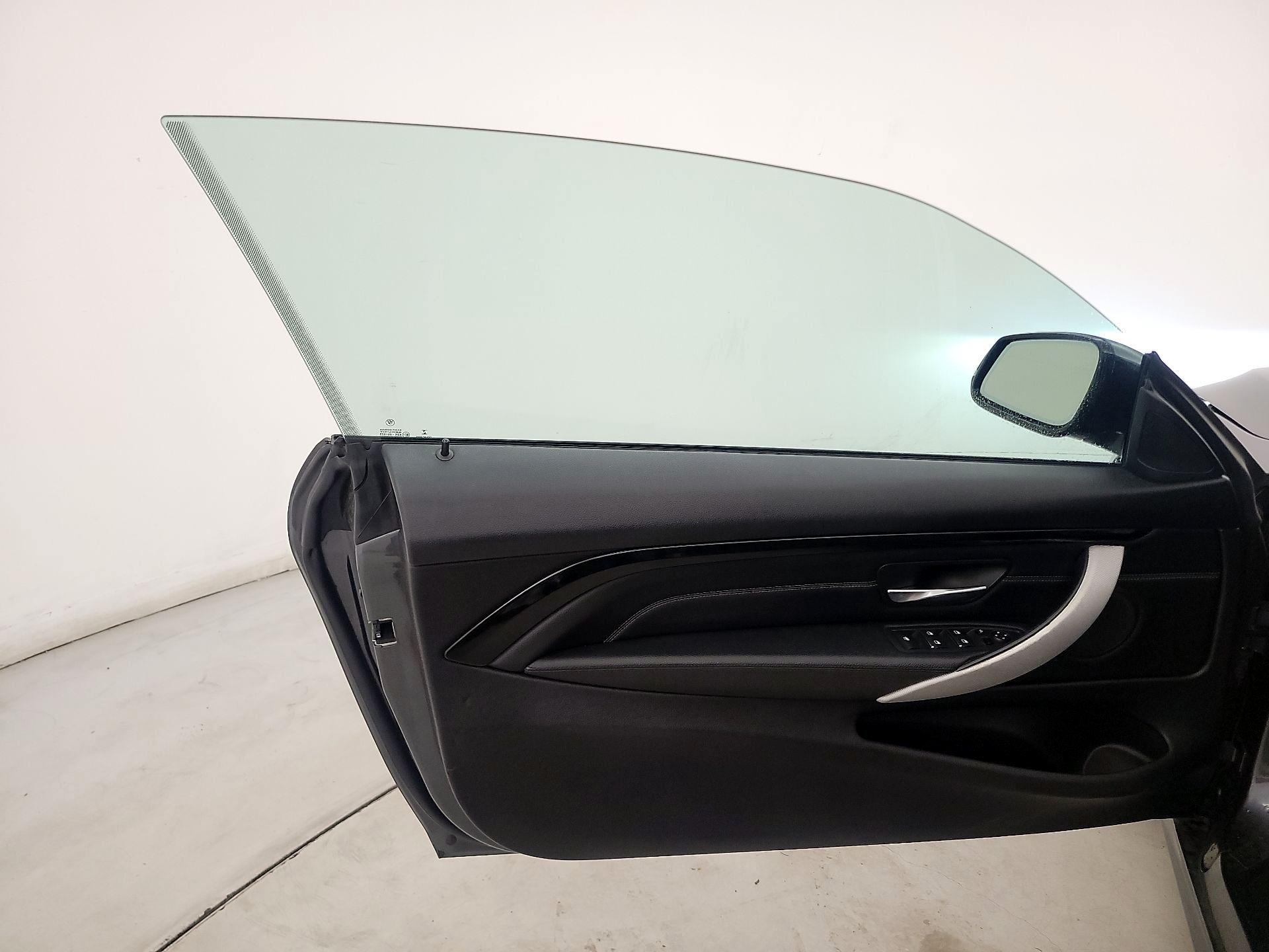 Thumbnail: 2018 BMW 4 Series - 12