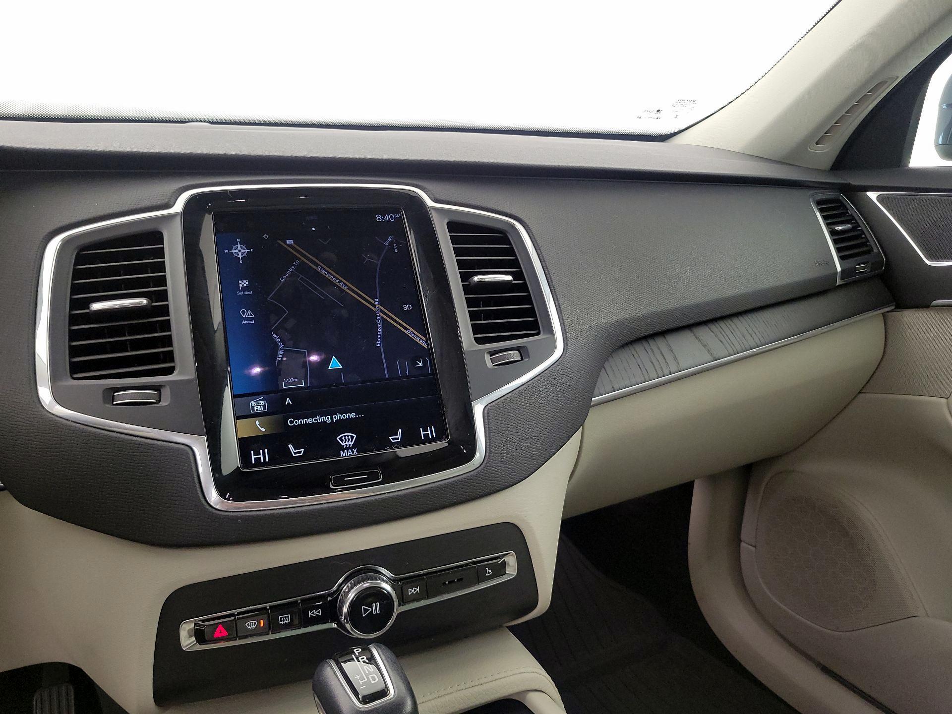 Thumbnail: 2020 Volvo XC90 - 14