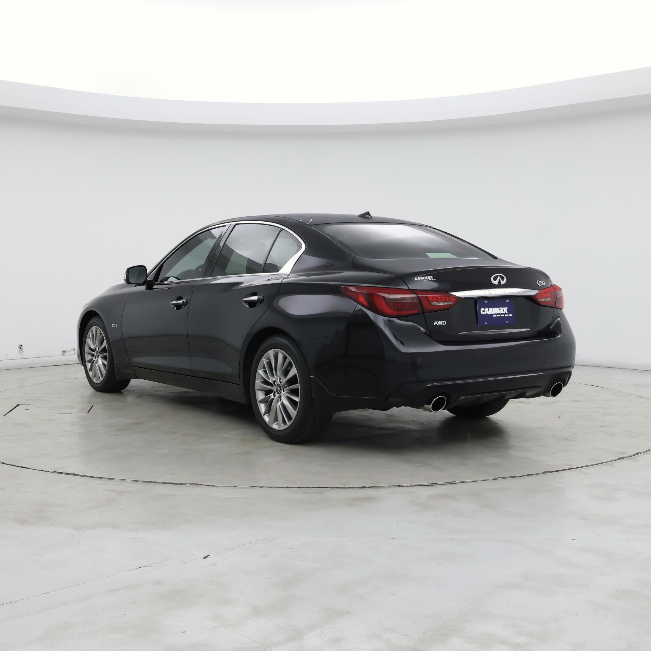 Thumbnail: 2019 INFINITI Q50 - 2