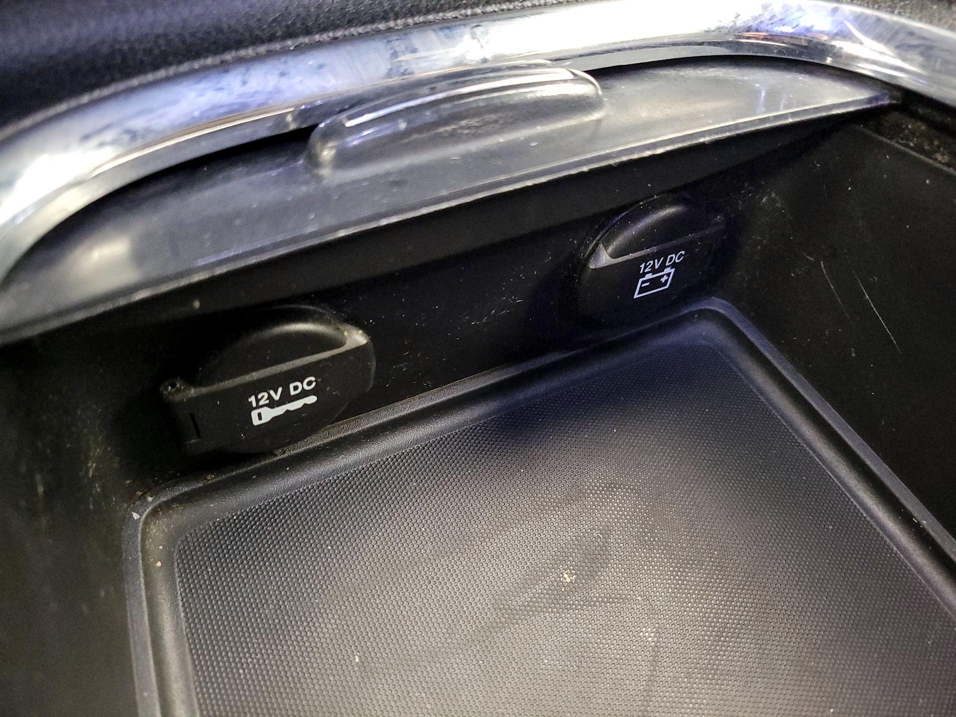 Thumbnail: 2016 Dodge Grand Caravan - 18