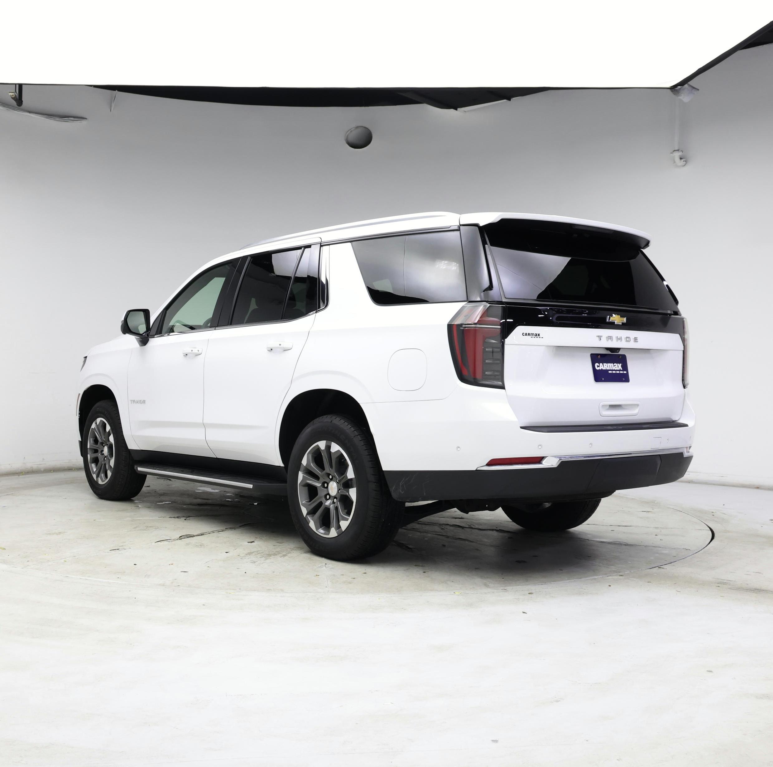 Thumbnail: 2025 Chevrolet Tahoe - 2