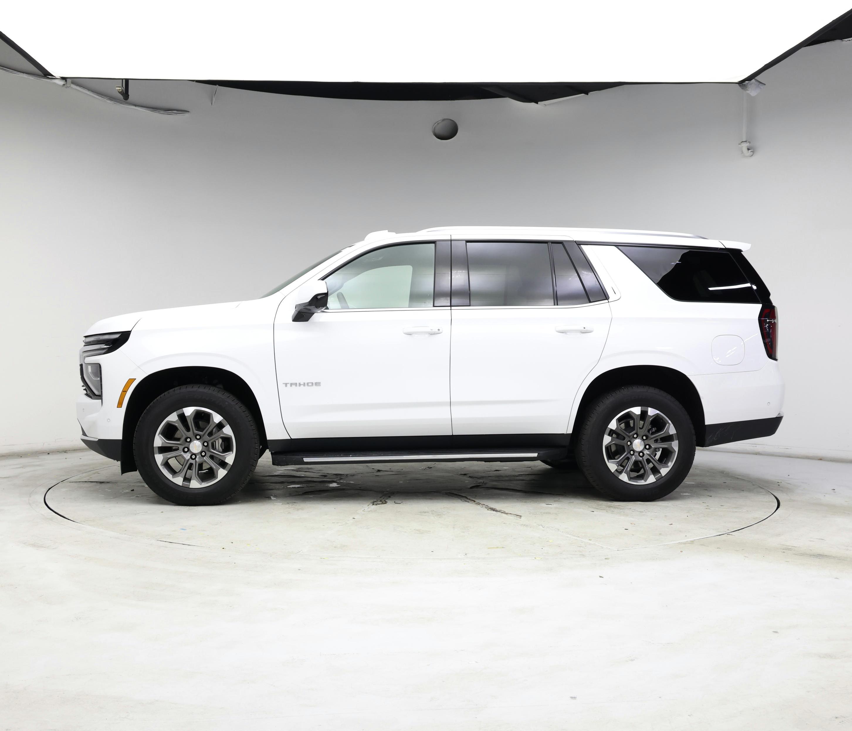 Thumbnail: 2025 Chevrolet Tahoe - 3
