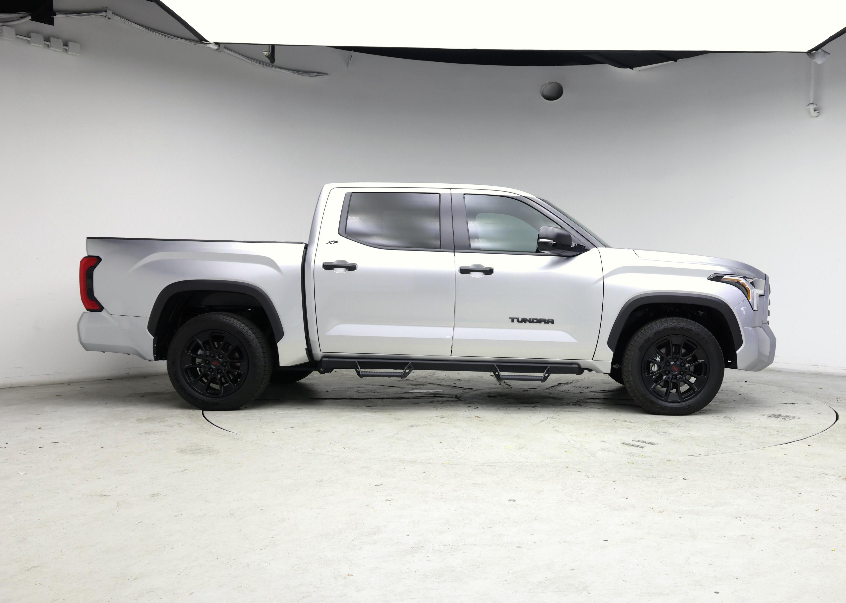 Thumbnail: 2025 Toyota Tundra - 7