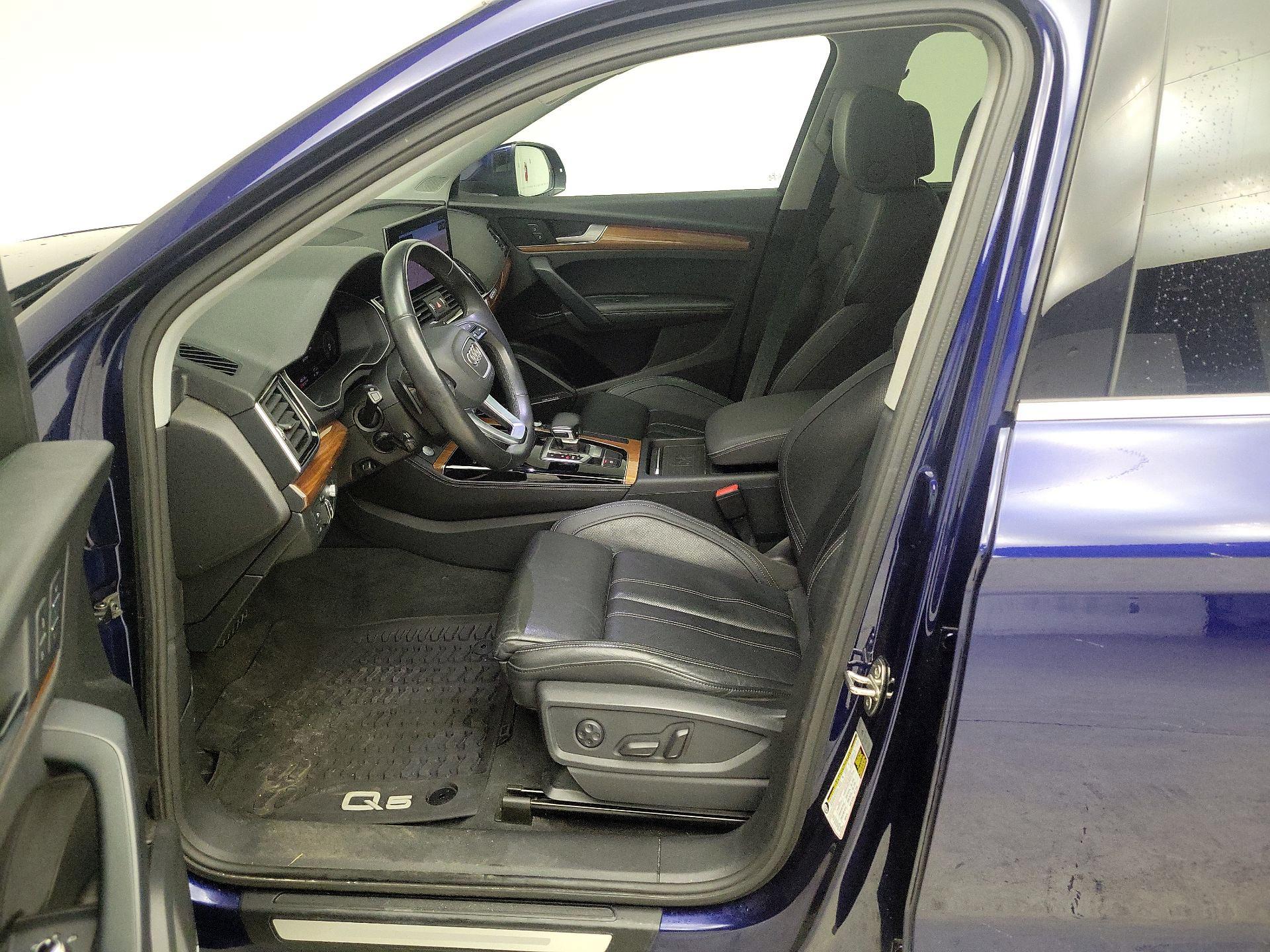 Thumbnail: 2021 Audi Q5 - 11