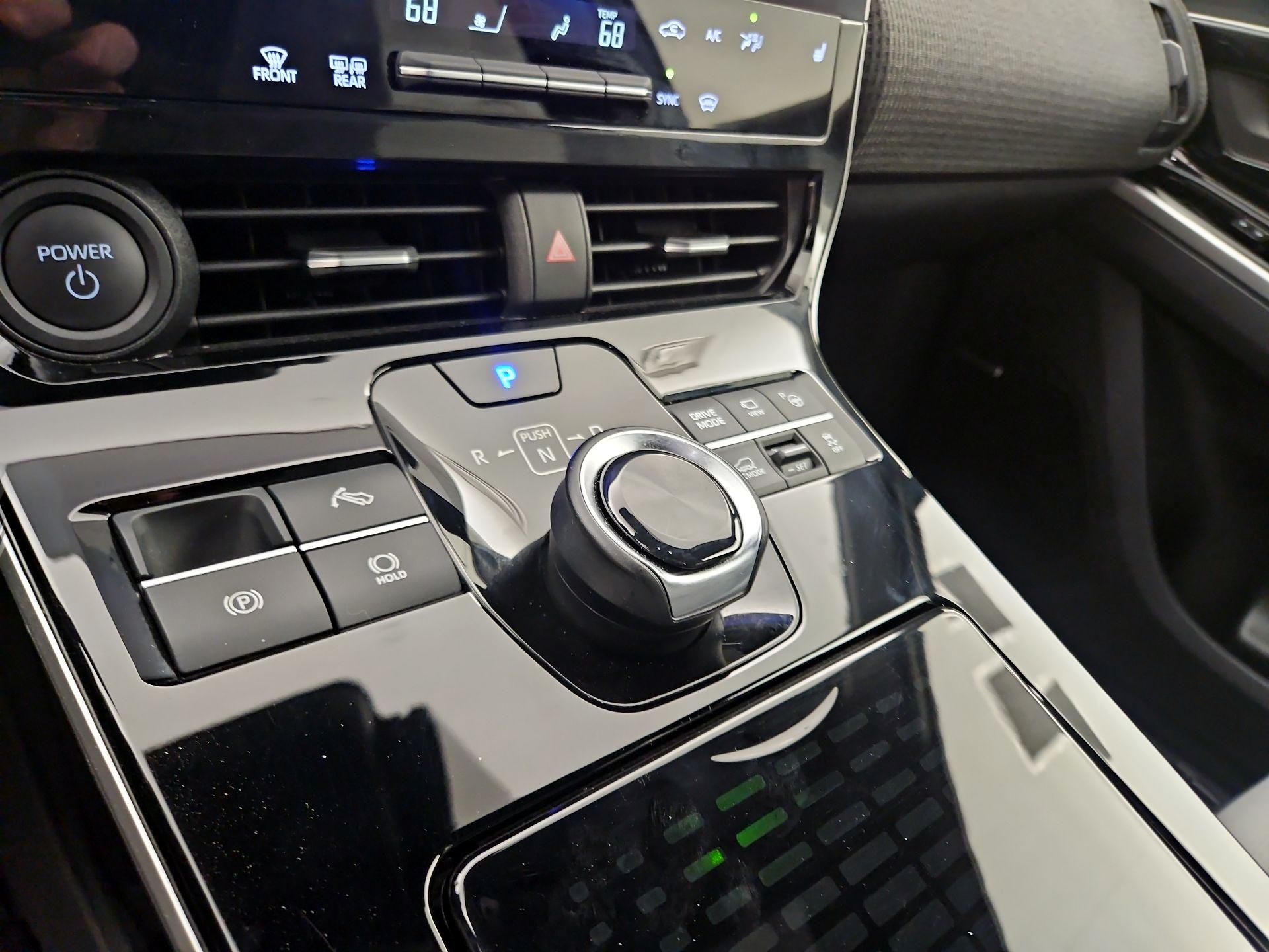 Thumbnail: 2024 Subaru Solterra - 17