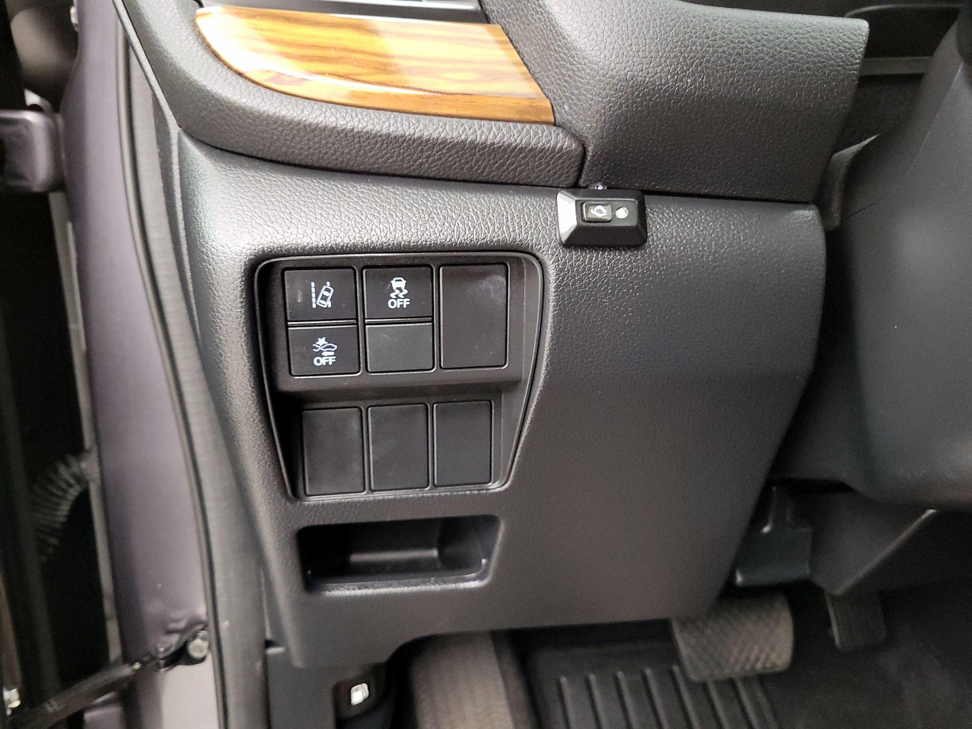 Thumbnail: 2018 Honda CR-V - 13