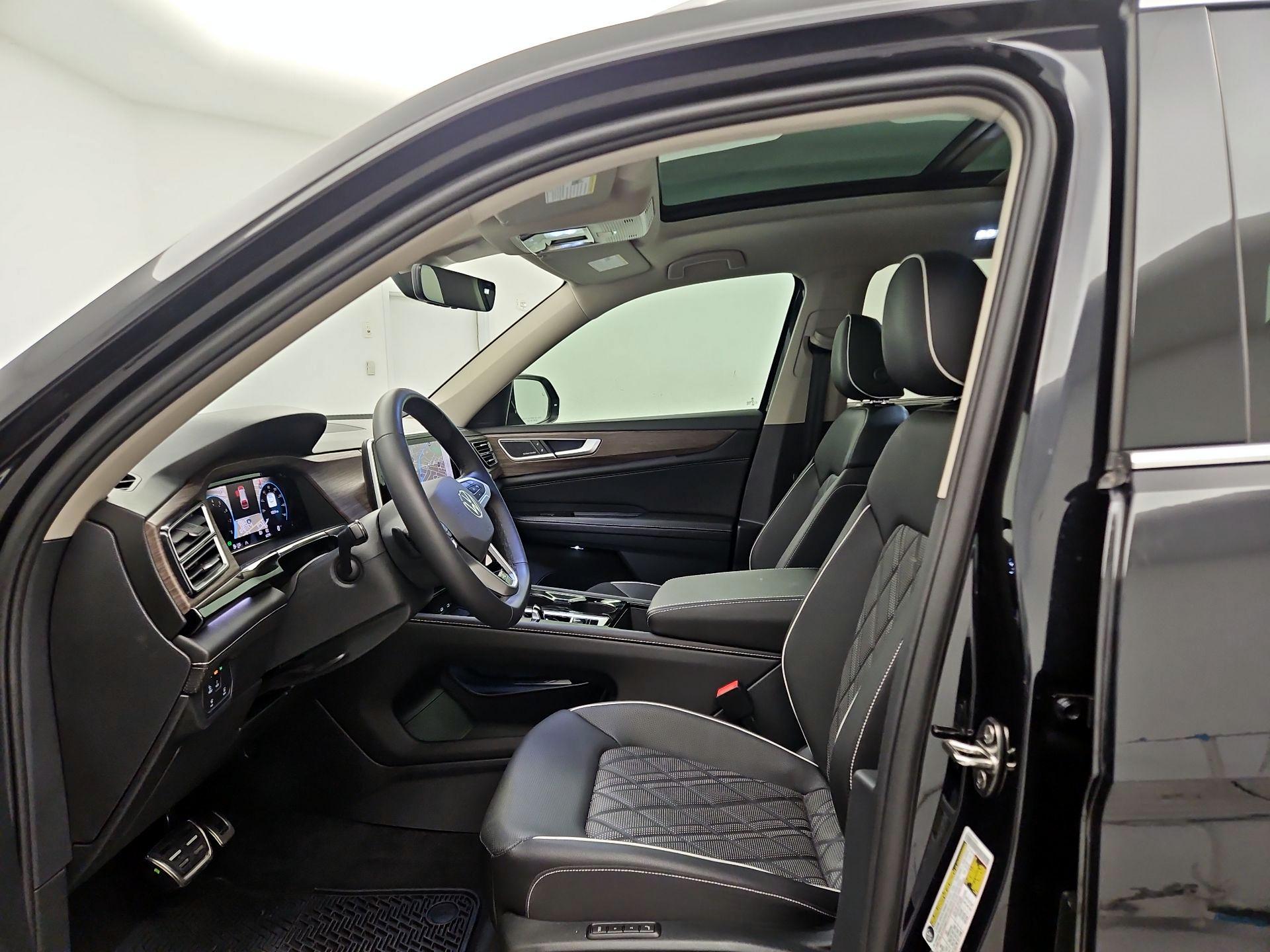 Thumbnail: 2025 Volkswagen Atlas - 11