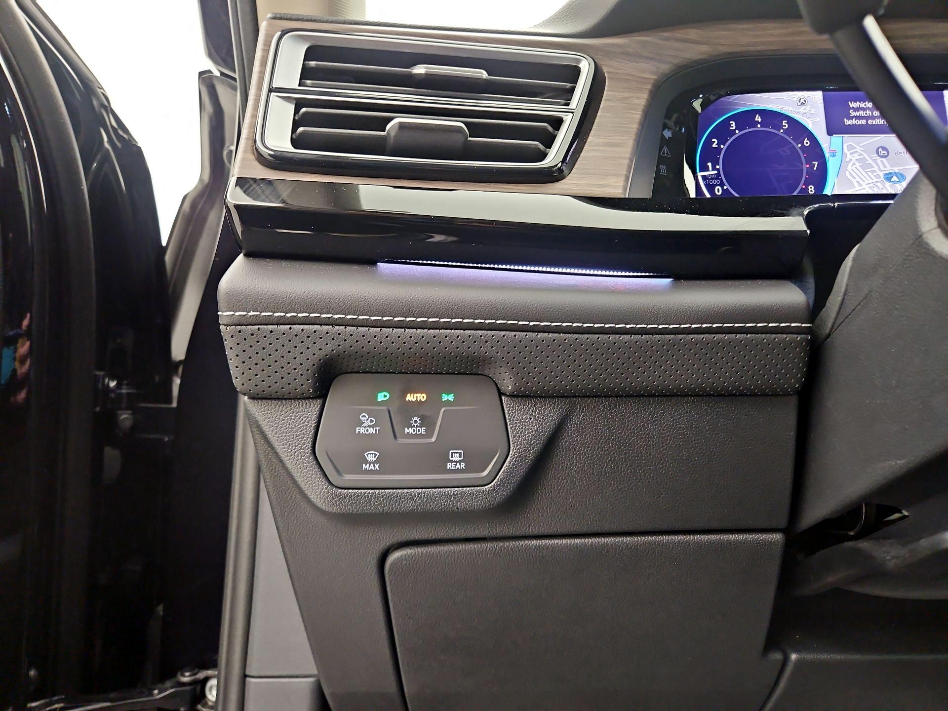 Thumbnail: 2025 Volkswagen Atlas - 13