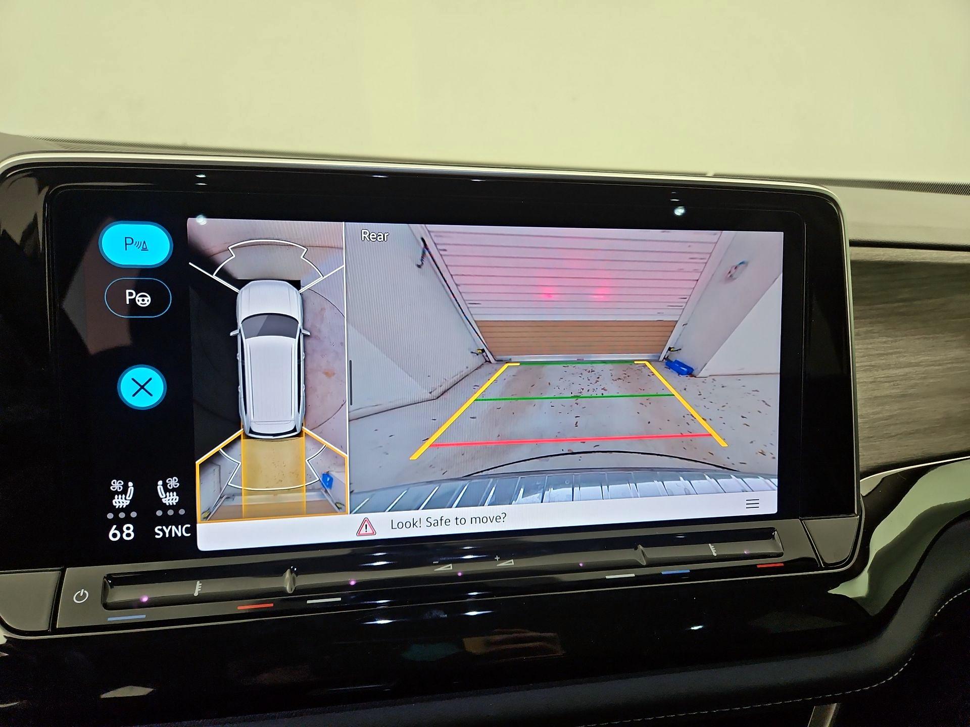 Thumbnail: 2025 Volkswagen Atlas - 15