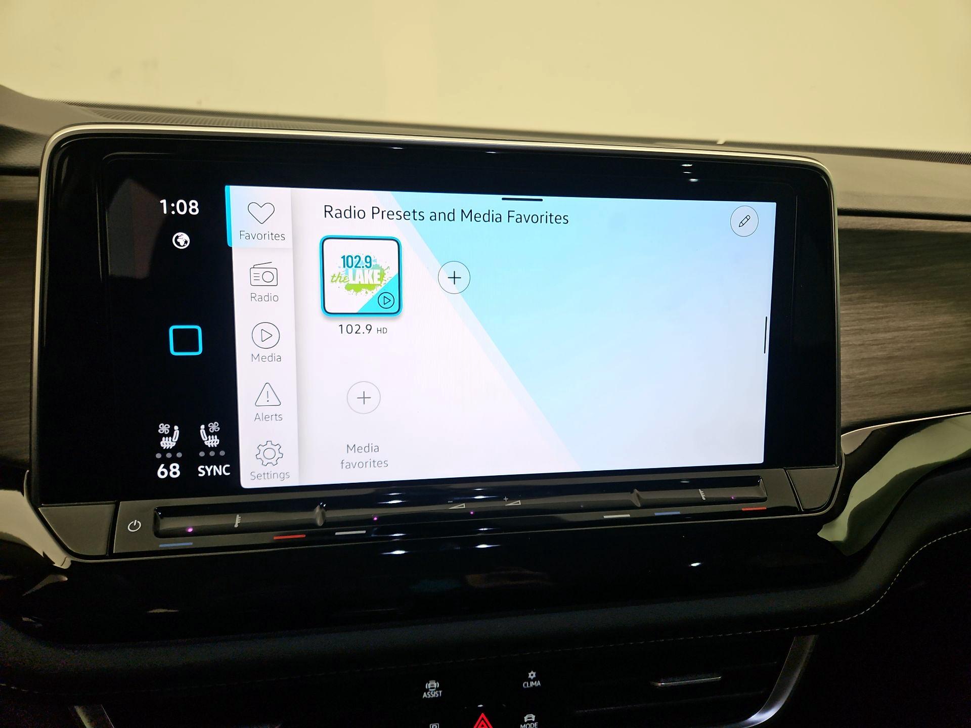 Thumbnail: 2025 Volkswagen Atlas - 16