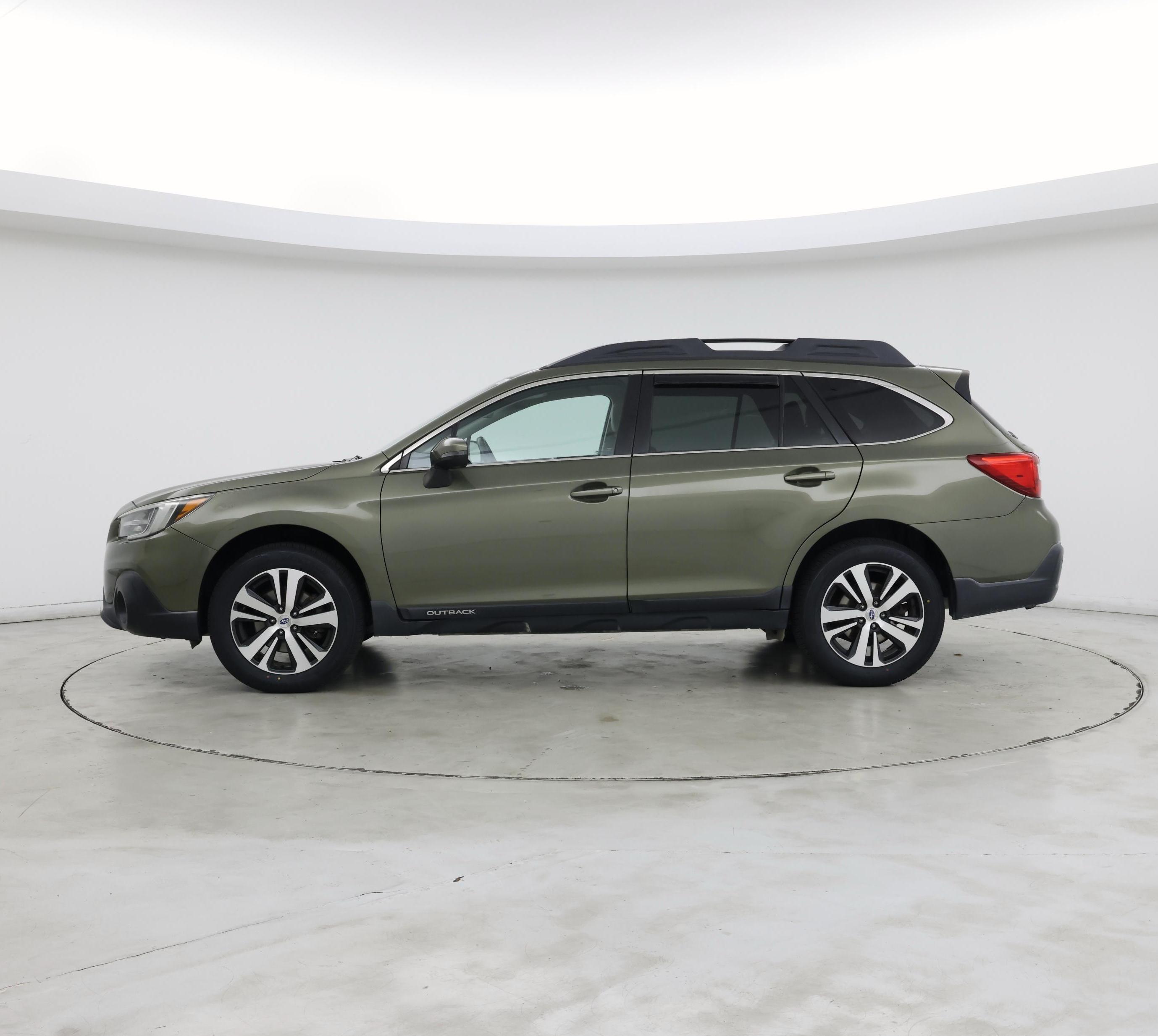 Thumbnail: 2018 Subaru Outback - 3