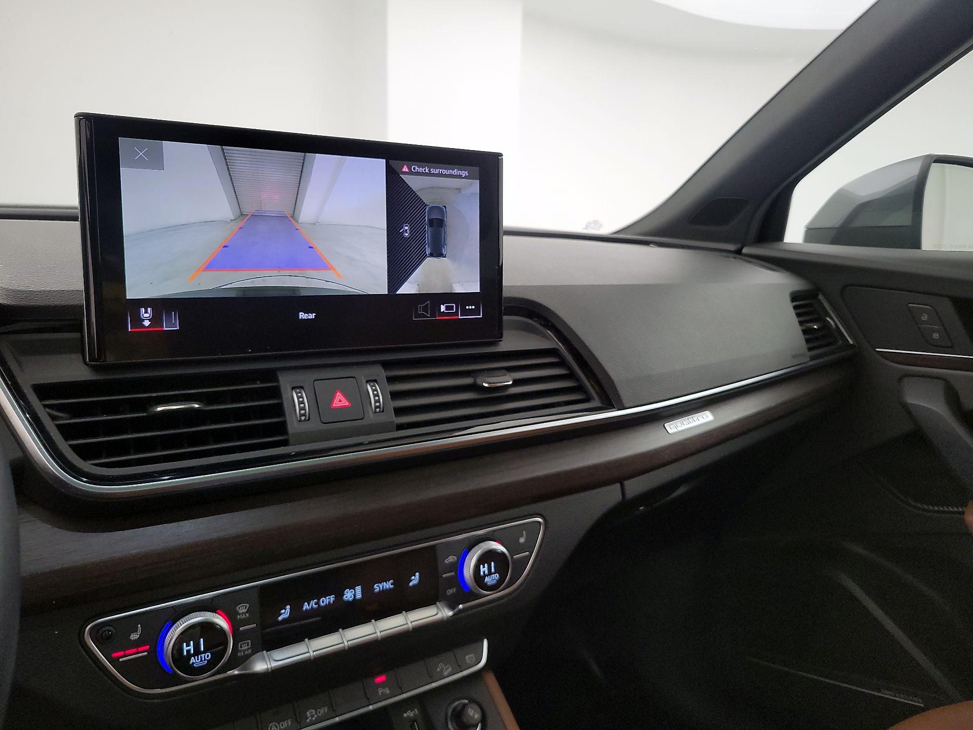 Thumbnail: 2022 Audi Q5 - 15