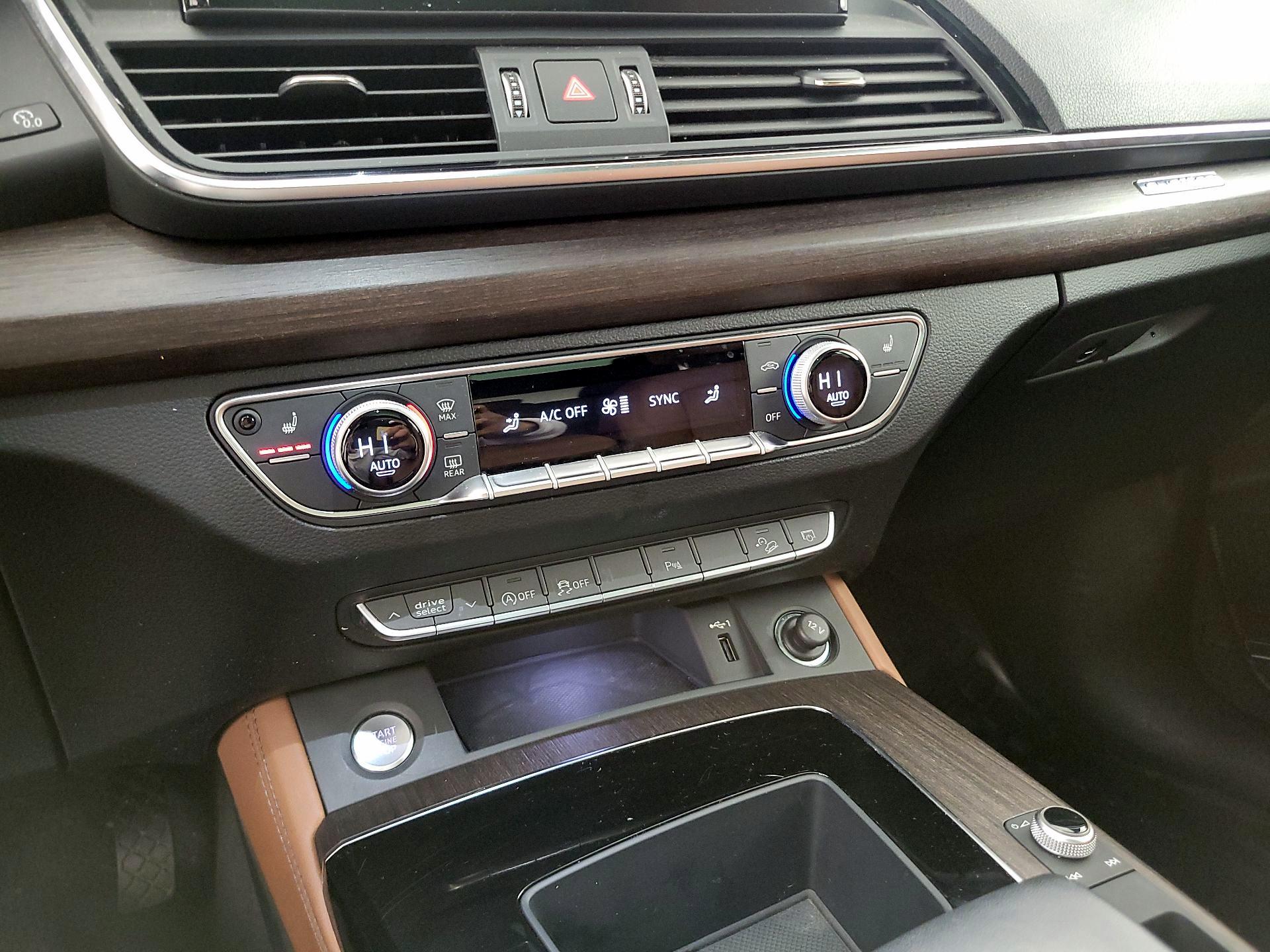 Thumbnail: 2022 Audi Q5 - 17