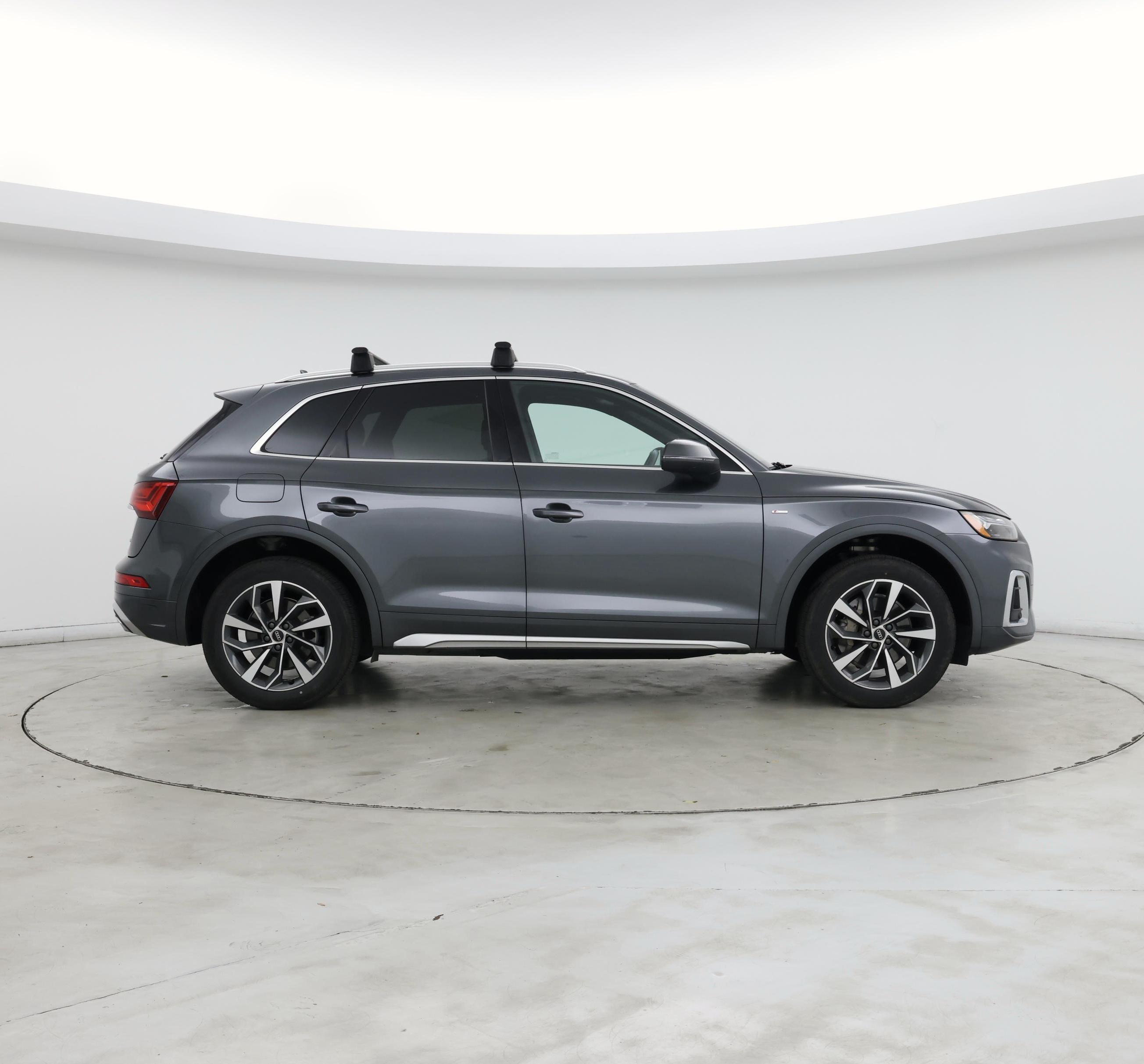 Thumbnail: 2022 Audi Q5 - 7