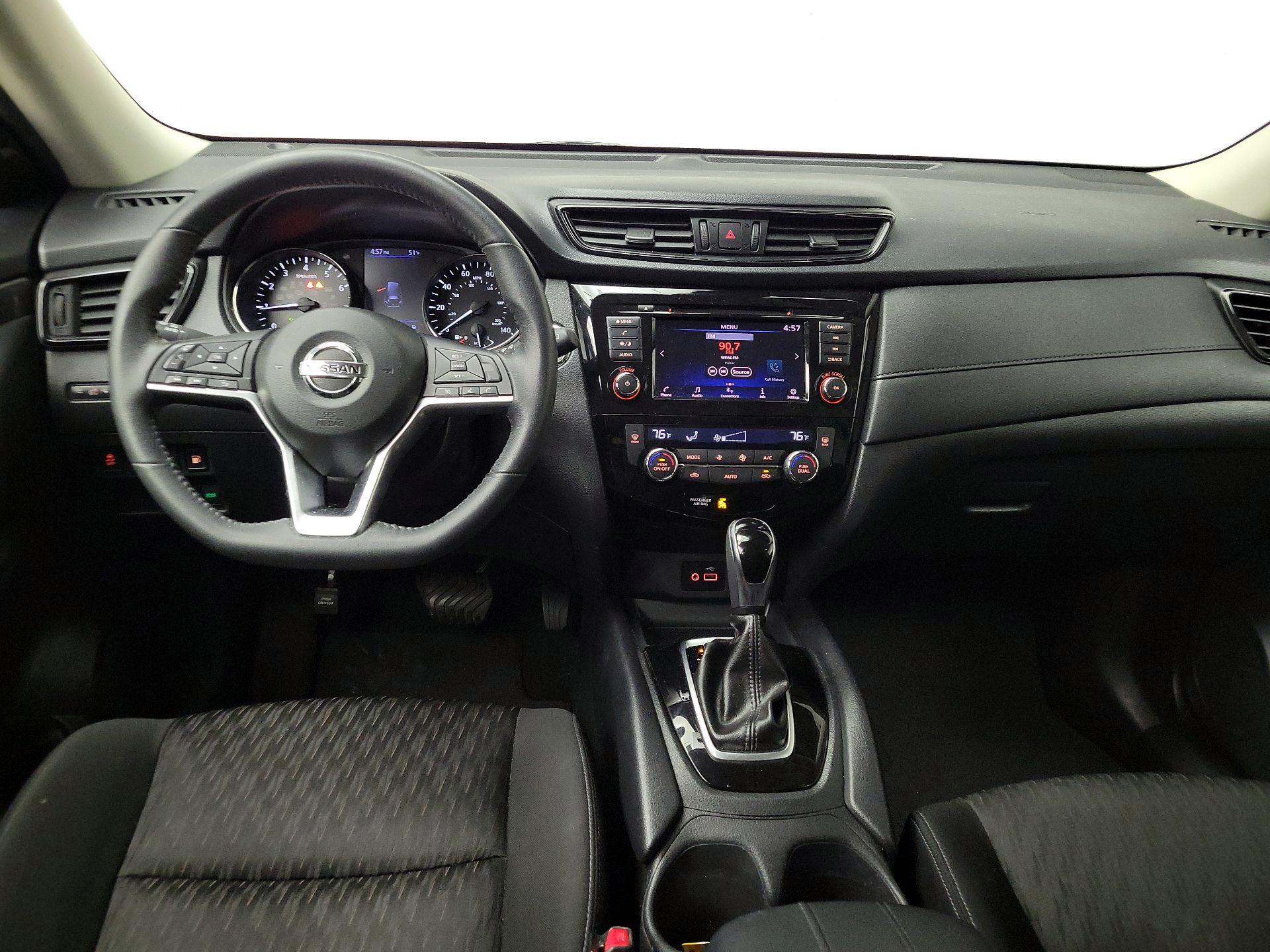 Thumbnail: 2020 Nissan Rogue - 9