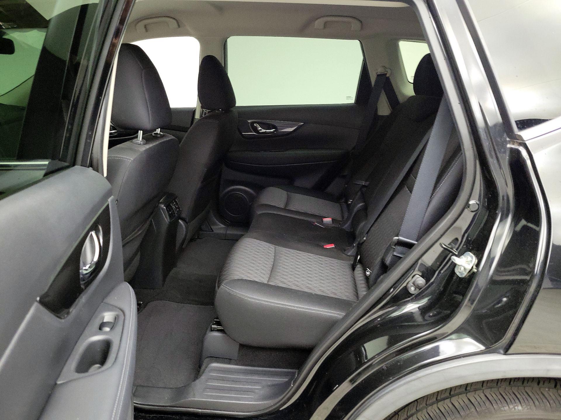 Thumbnail: 2020 Nissan Rogue - 19