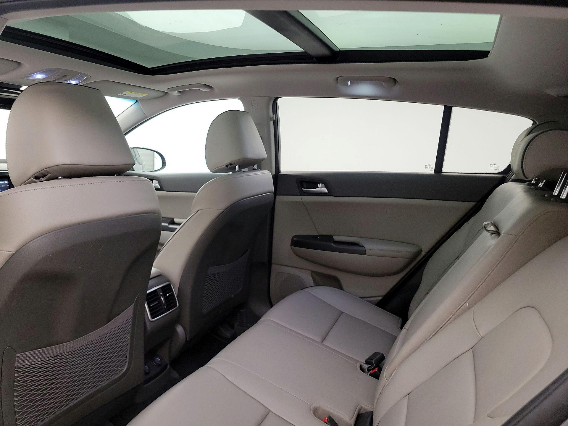 Thumbnail: 2017 Kia Sportage - 19